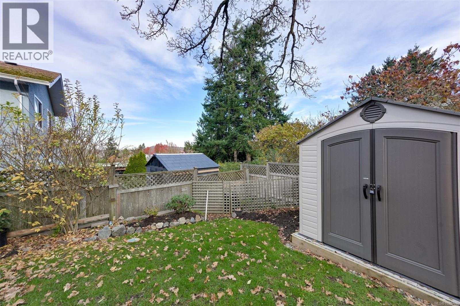 2211 Forbes St, Victoria