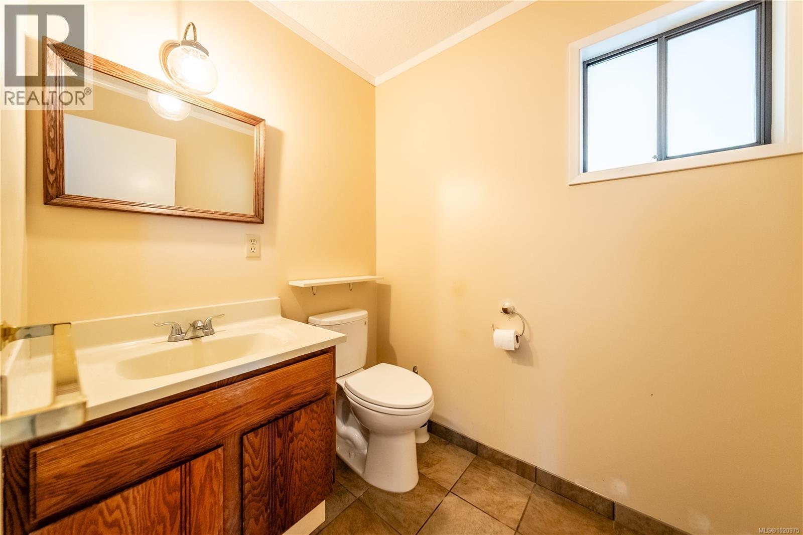 723 Phillips St, Parksville