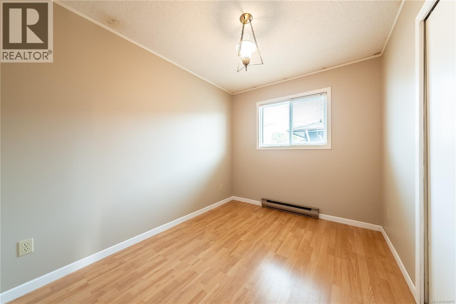 723 Phillips St, Parksville