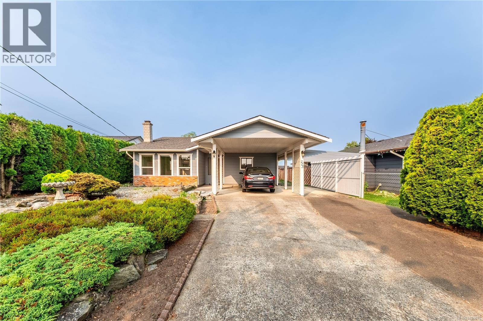 723 Phillips St, Parksville