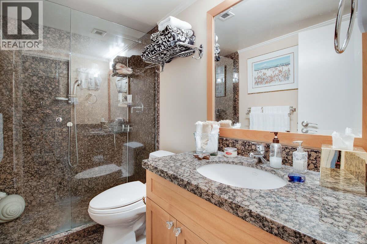 903 1745 ESQUIMALT AVENUE, West Vancouver