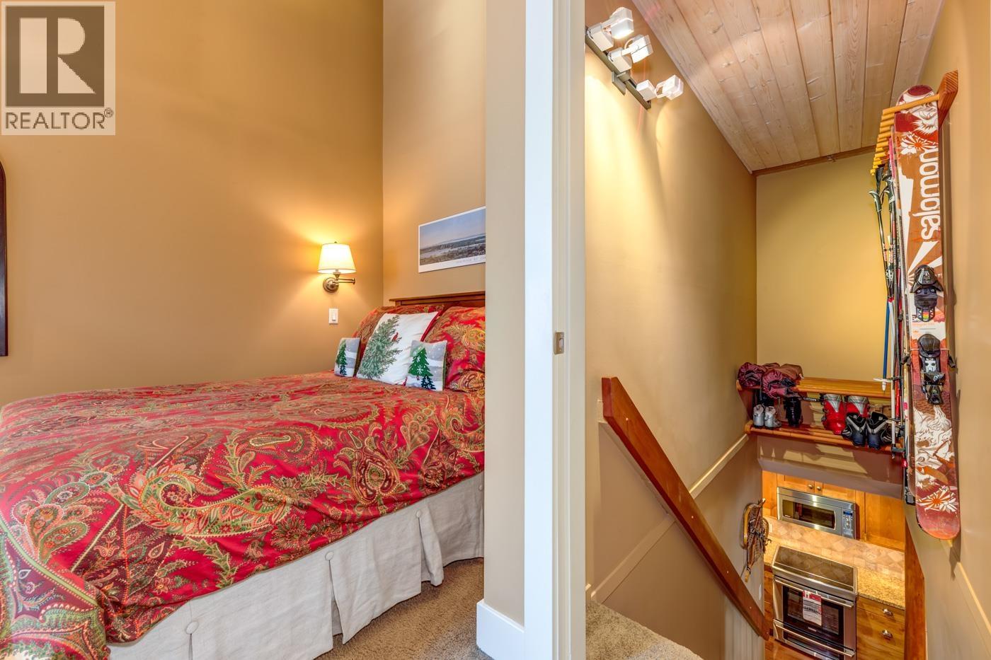 22 4857 PAINTED CLIFF ROAD, Whistler