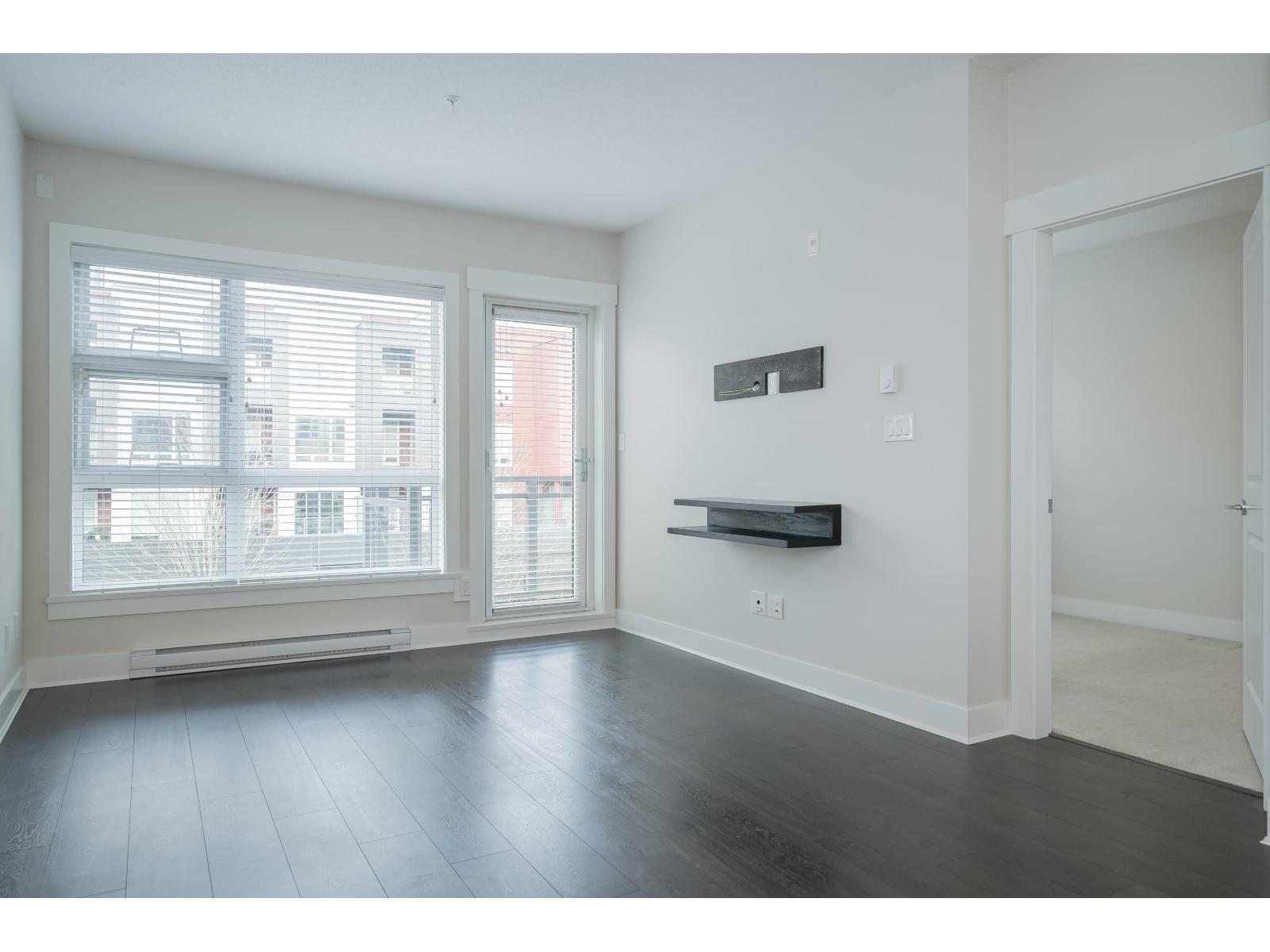 316 20728 WILLOUGHBY TOWN CENTRE DRIVE, Langley