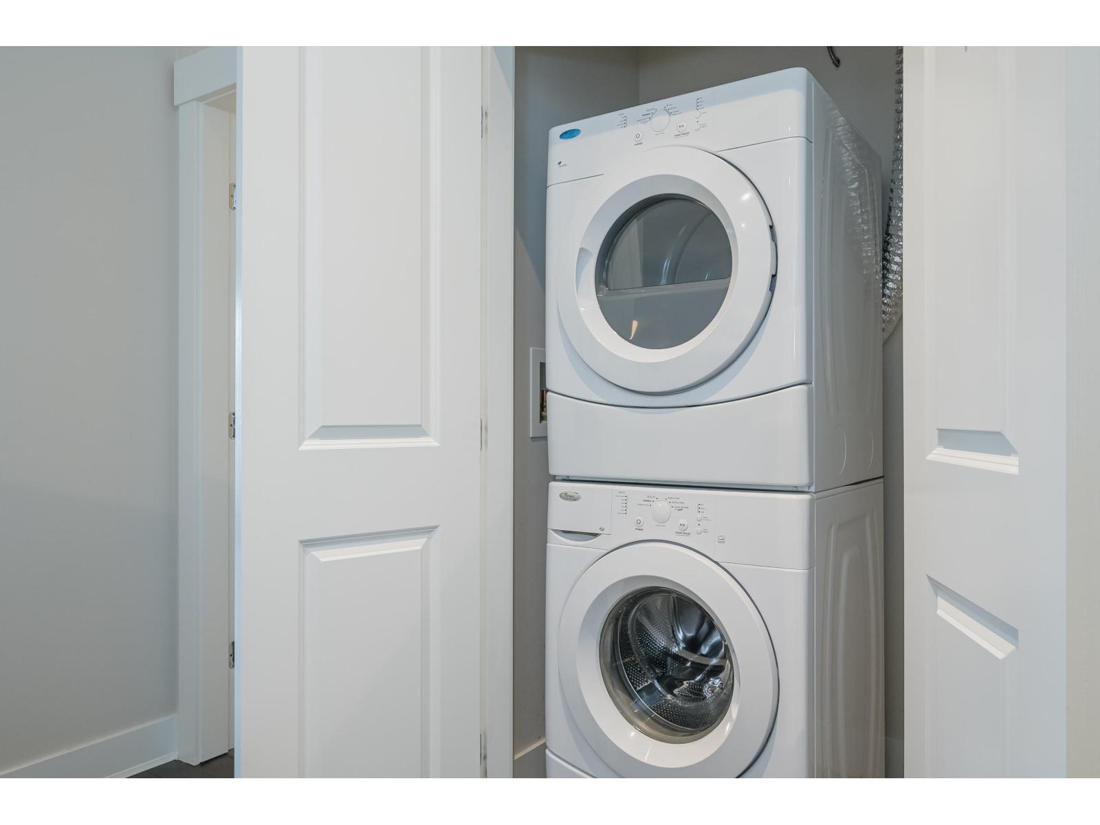 316 20728 WILLOUGHBY TOWN CENTRE DRIVE, Langley