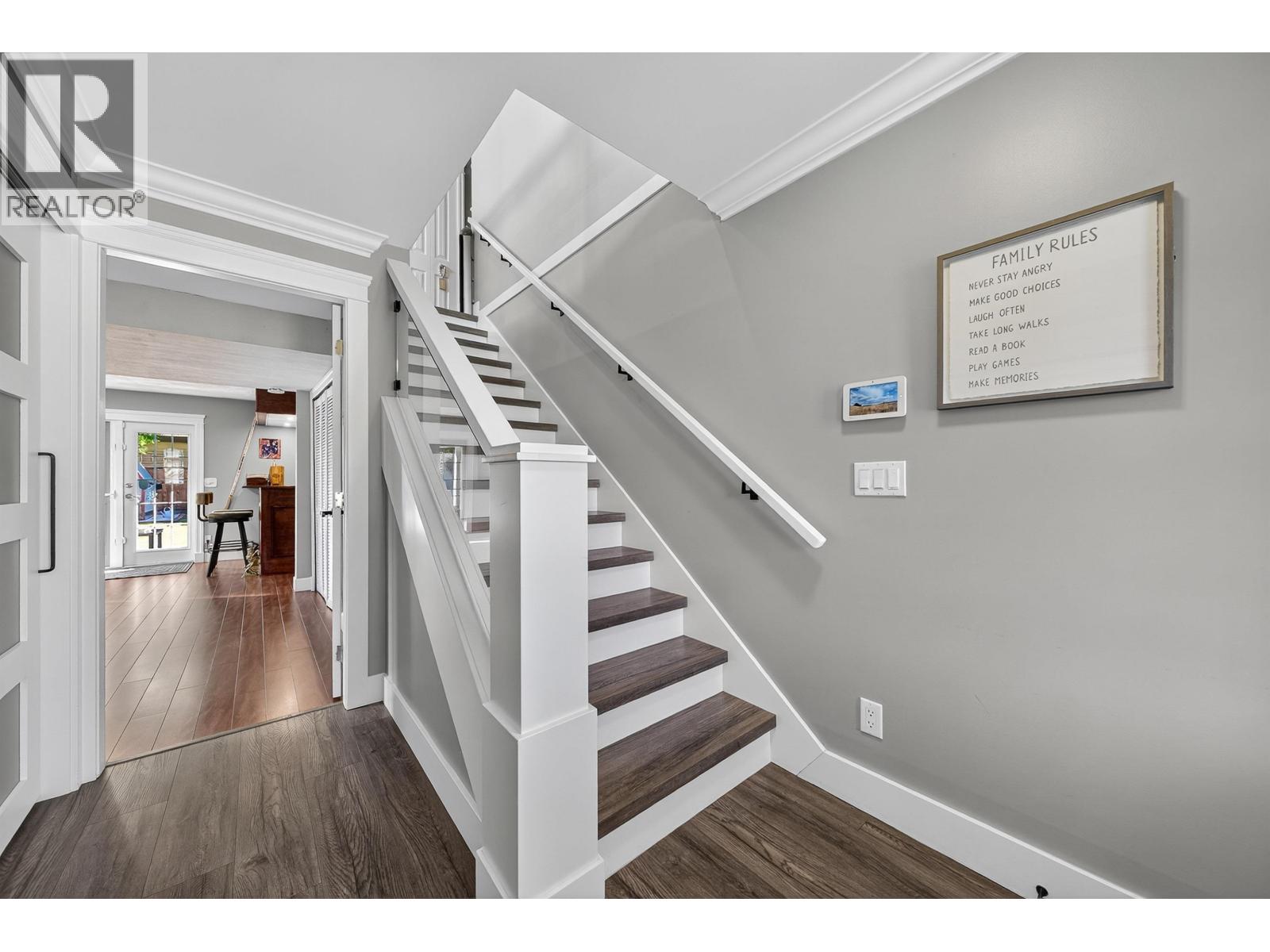 20140 BRUCE AVENUE, Maple Ridge