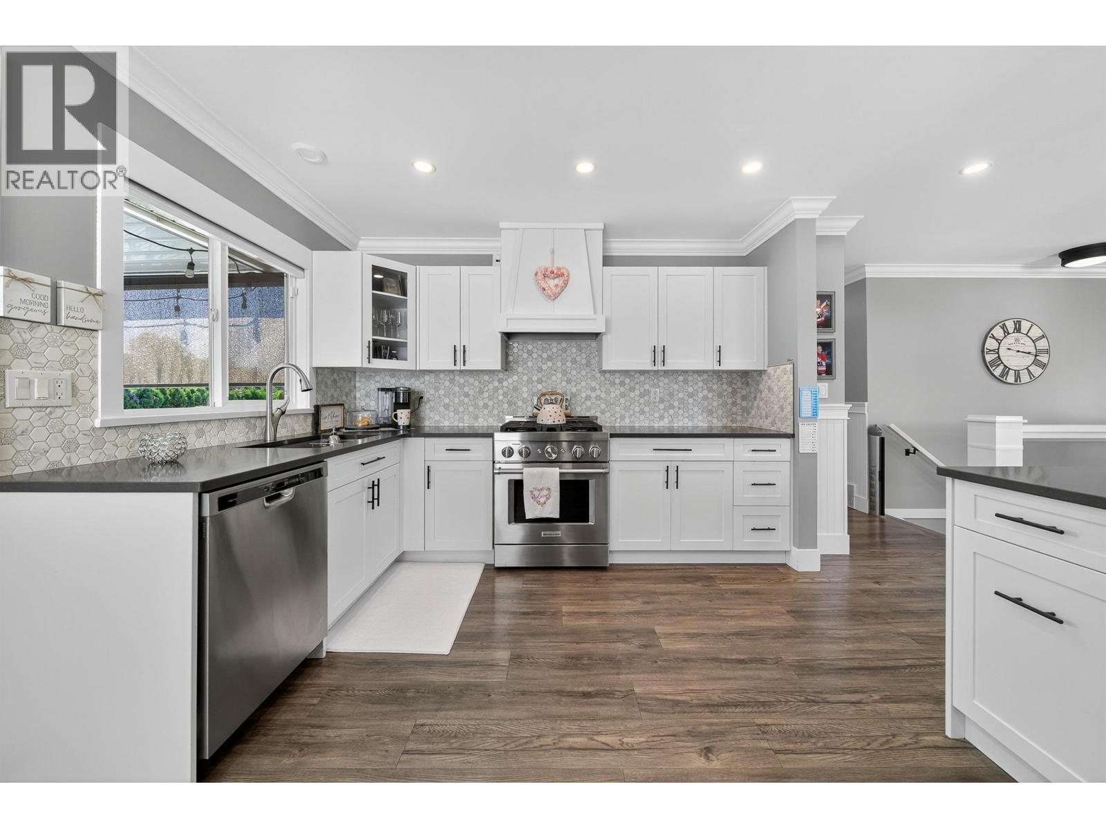 20140 BRUCE AVENUE, Maple Ridge