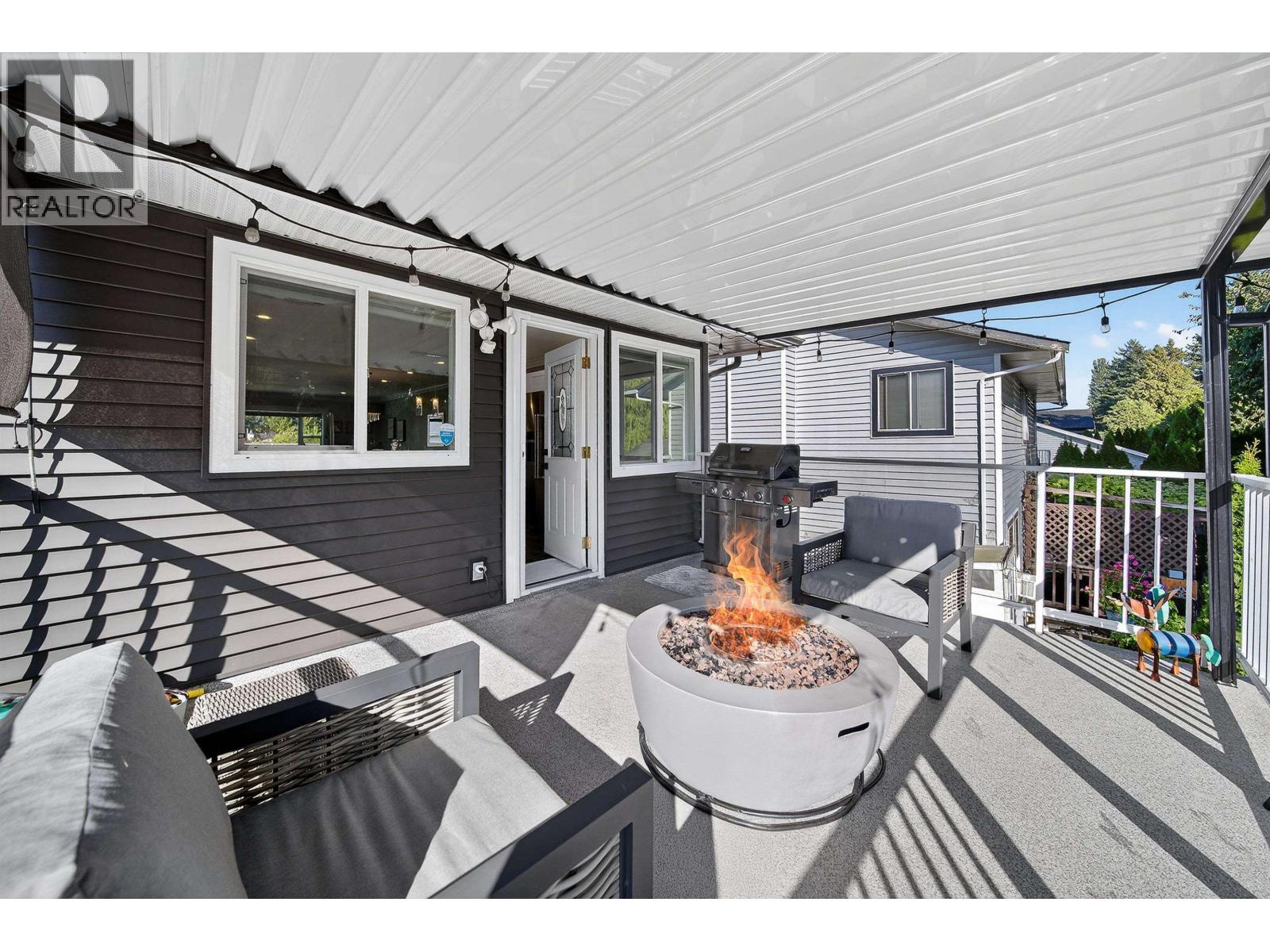 20140 BRUCE AVENUE, Maple Ridge