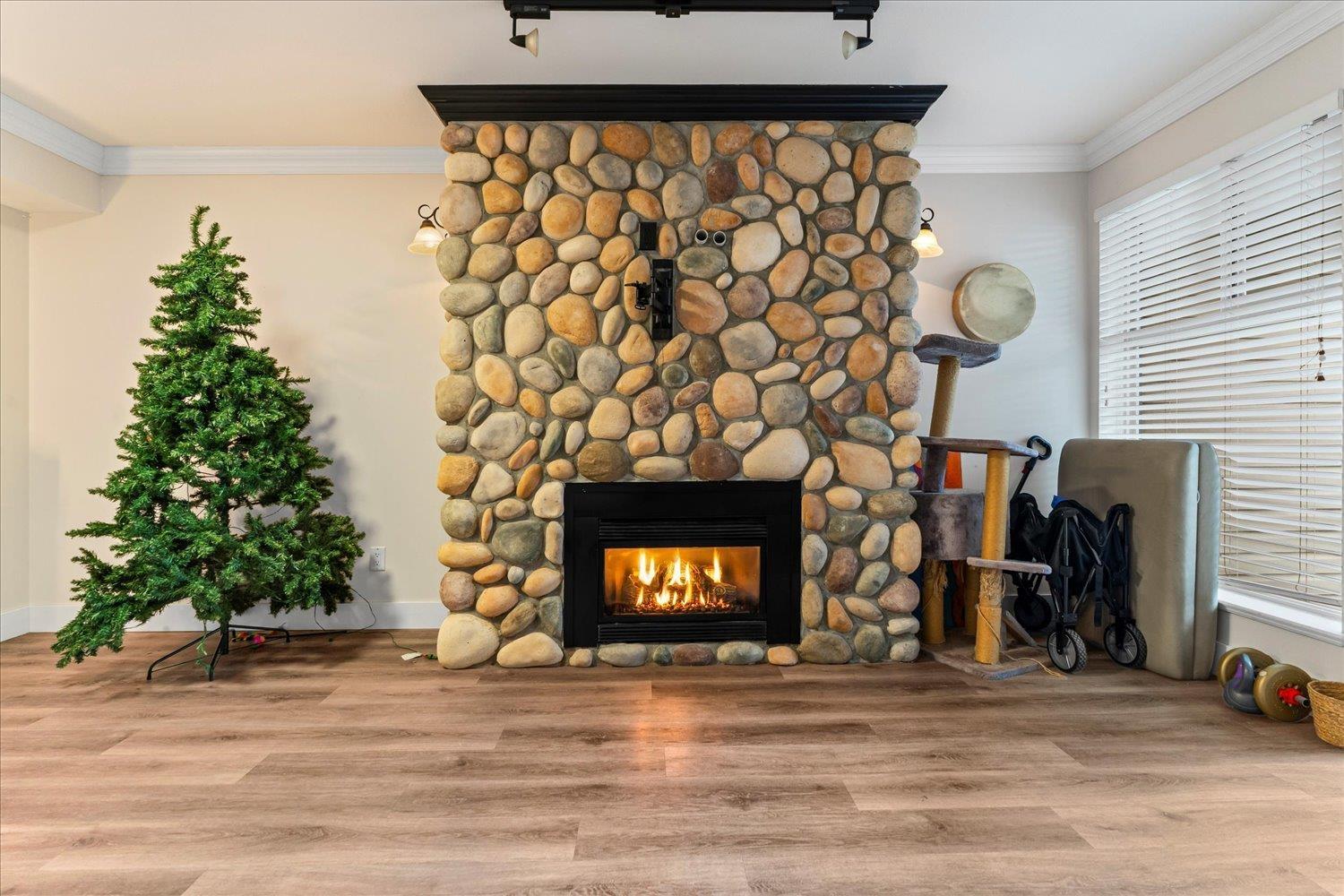 301 20237 54 AVENUE, Langley