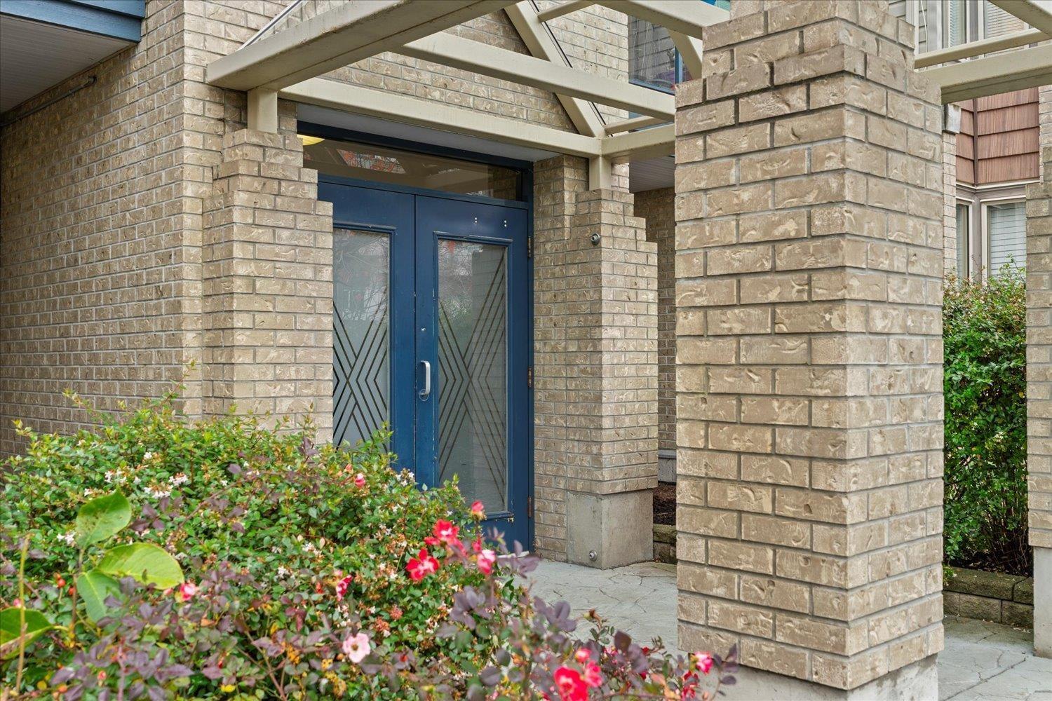 301 20237 54 AVENUE, Langley