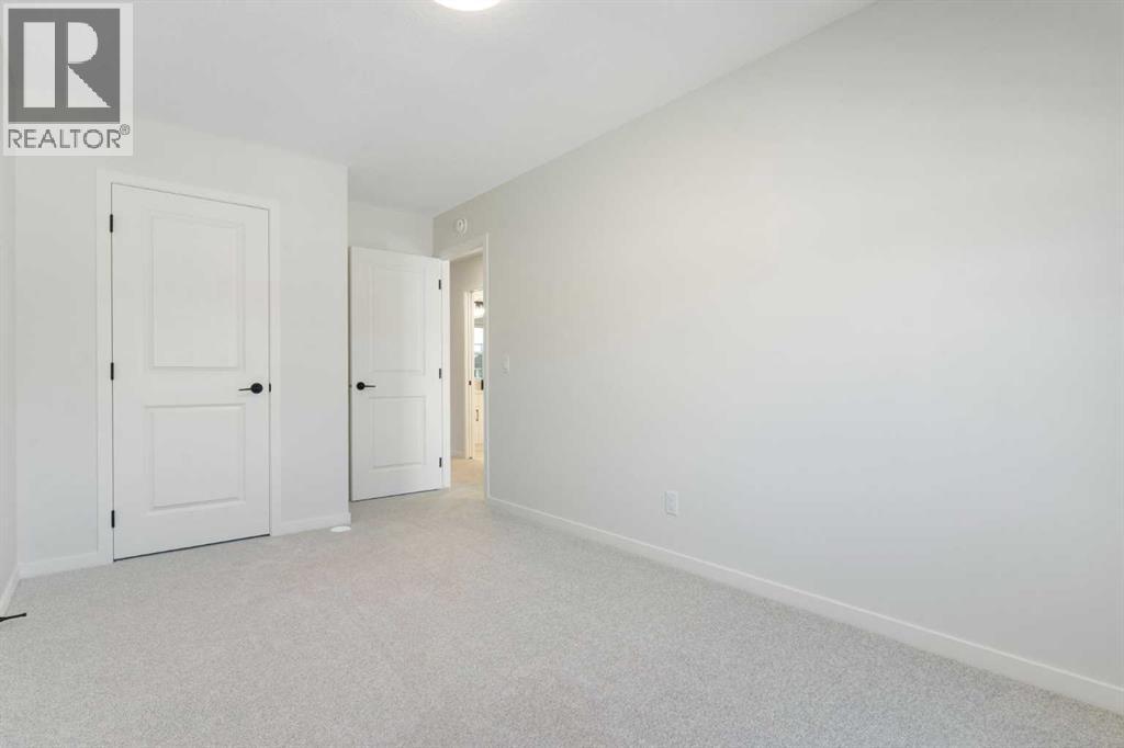 Single Family House for Sale in  West Grove Lane SW West Springs Calgary 