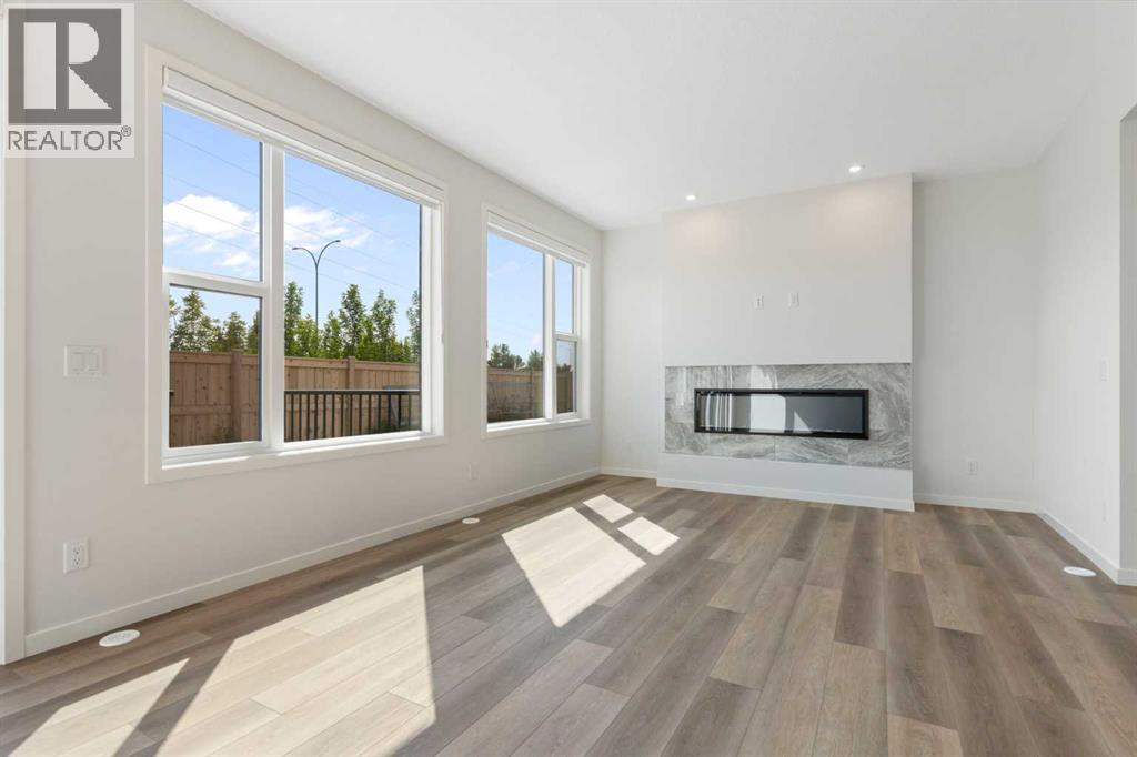 Single Family House for Sale in  West Grove Lane SW West Springs Calgary 