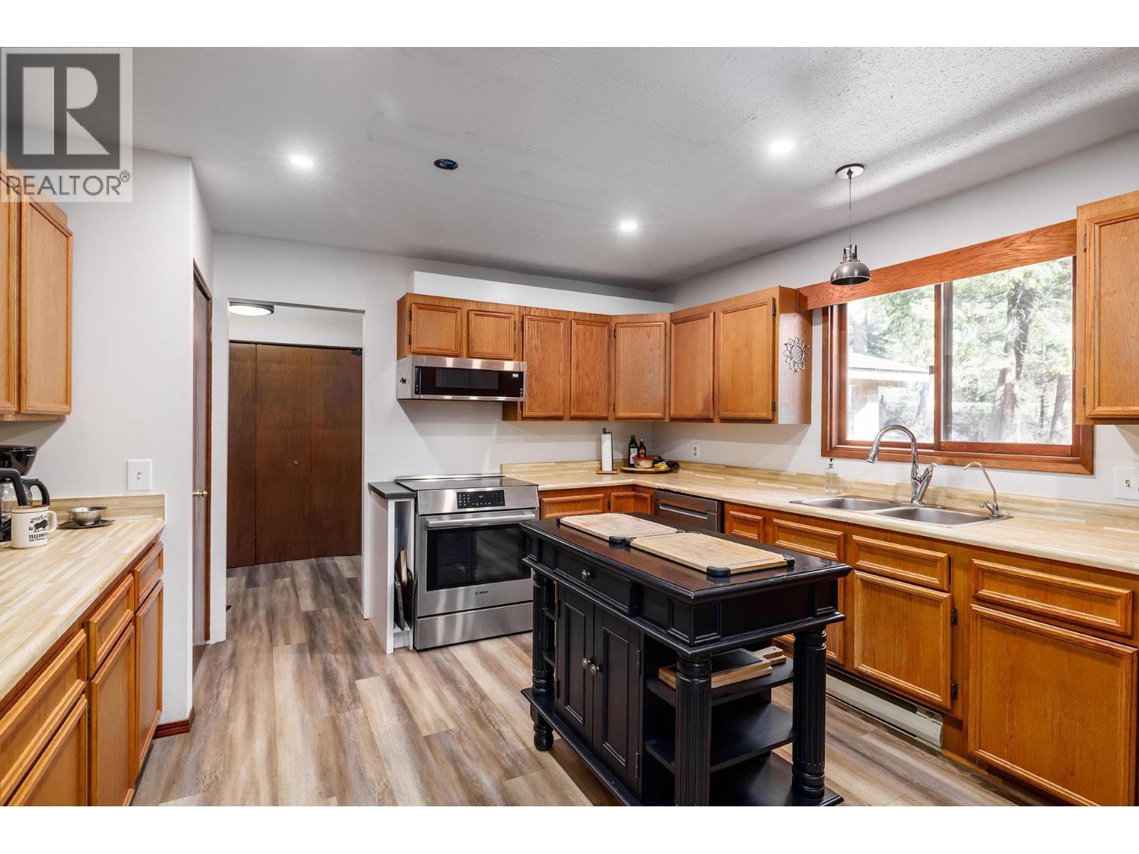  10623 Highway 33 East Highway, Kelowna