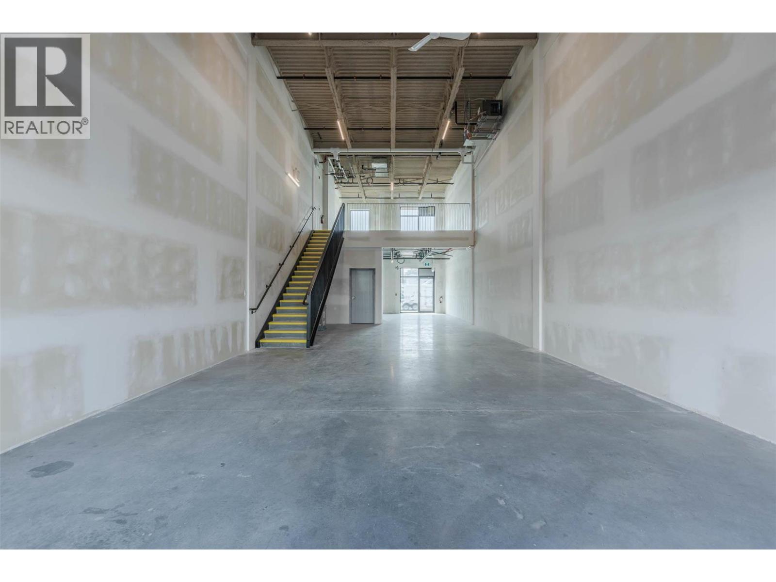 810 Clement Avenue Unit# 102, Kelowna