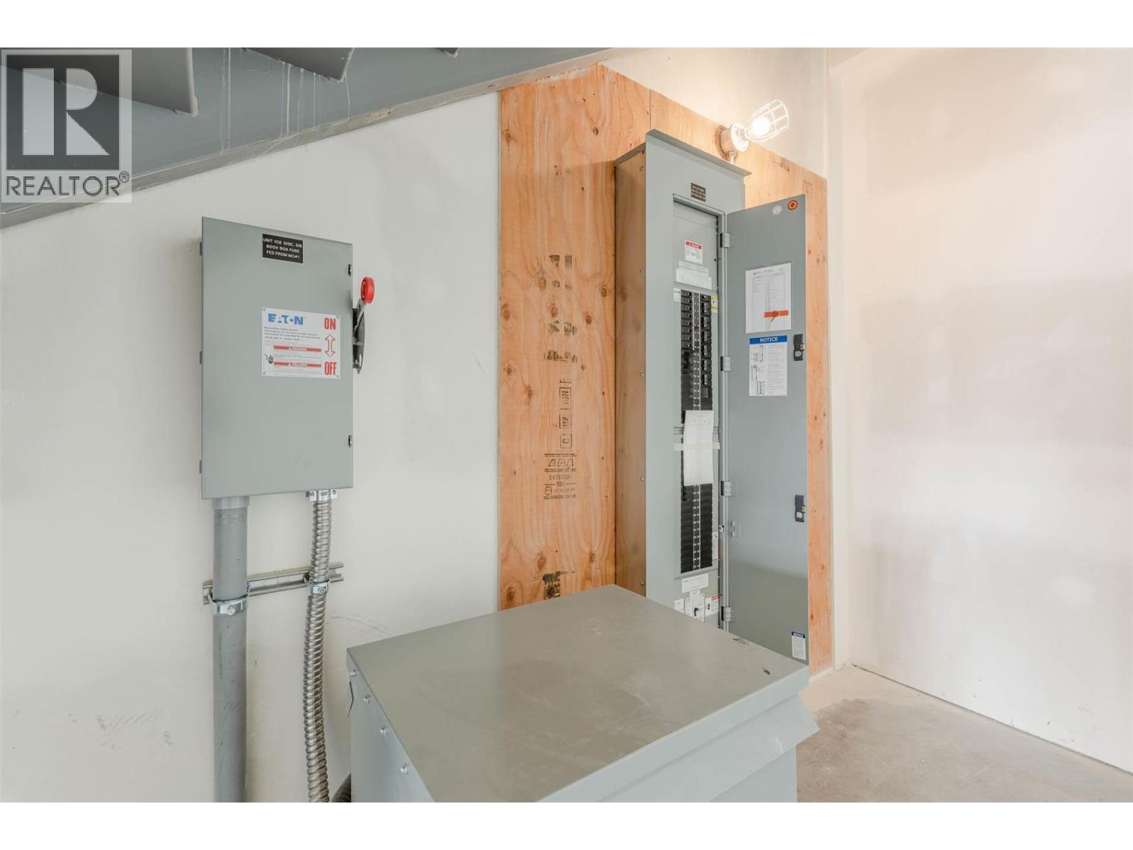 810 Clement Avenue Unit# 102, Kelowna