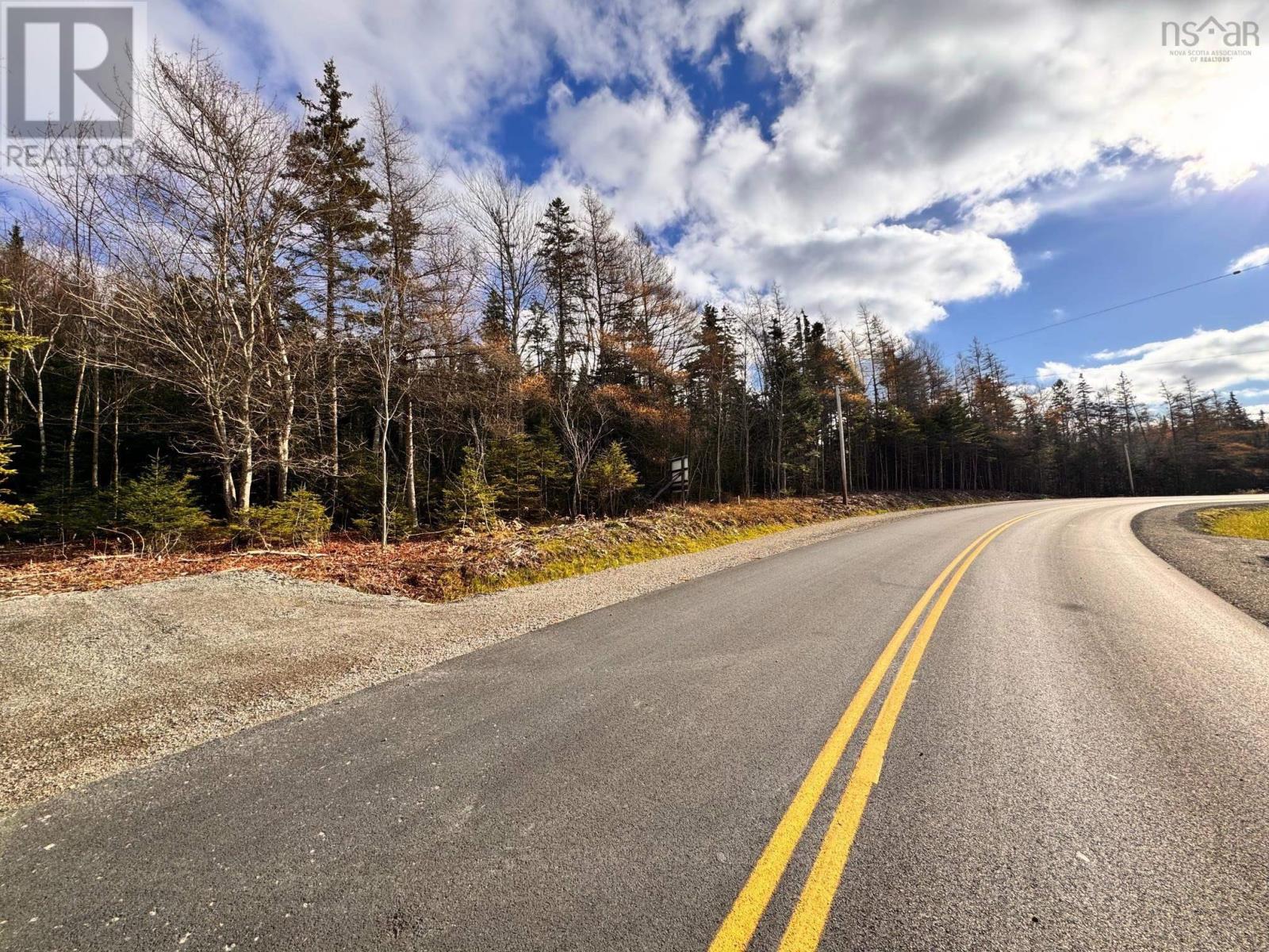 Property 14 of 15 of West Bay Hwy