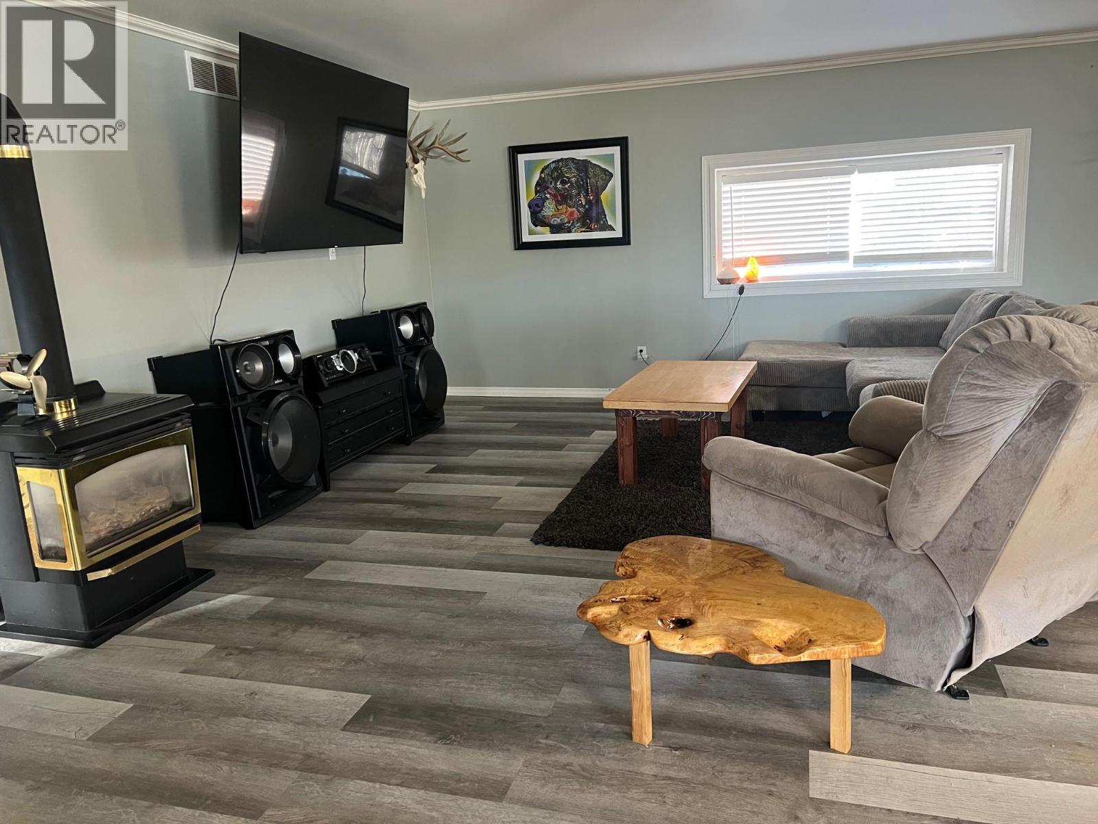 6016 Westall Subdivision, Chetwynd