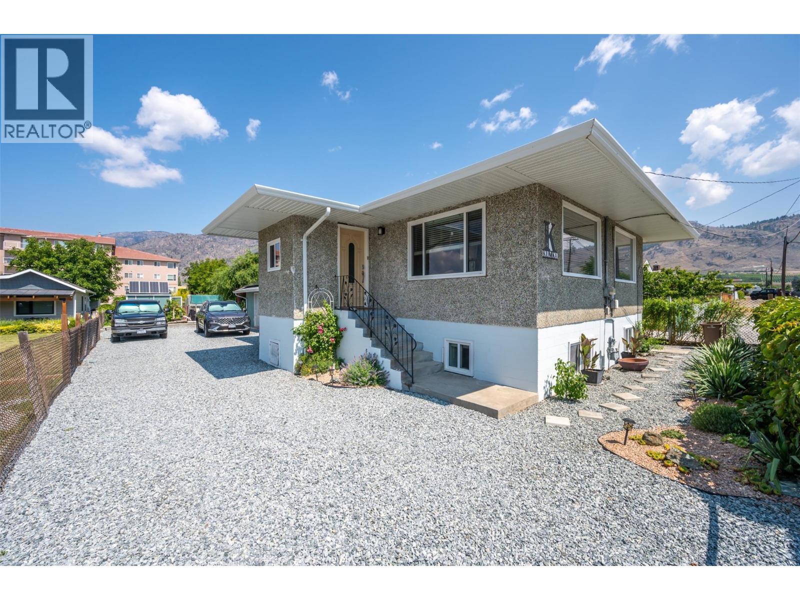 6018 Maple Drive, Osoyoos