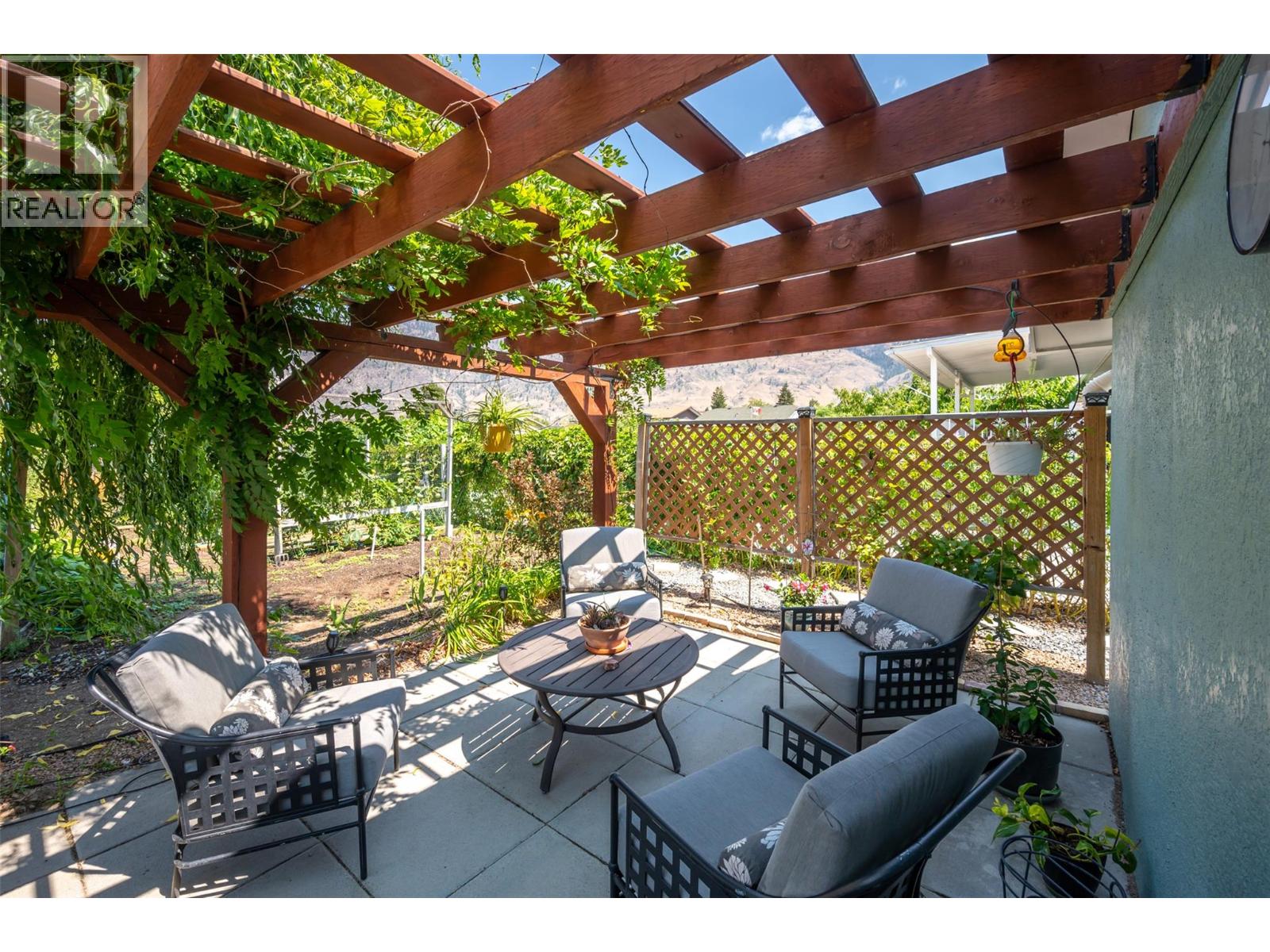 6018 Maple Drive, Osoyoos