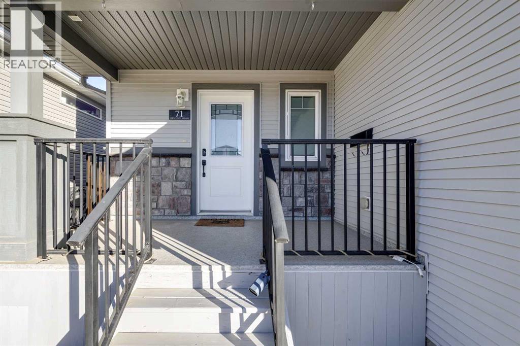 71 Almond Crescent, Blackfalds