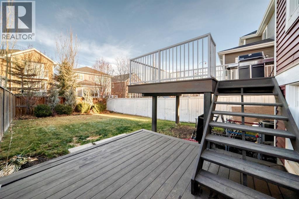 786 River Heights Crescent, Cochrane