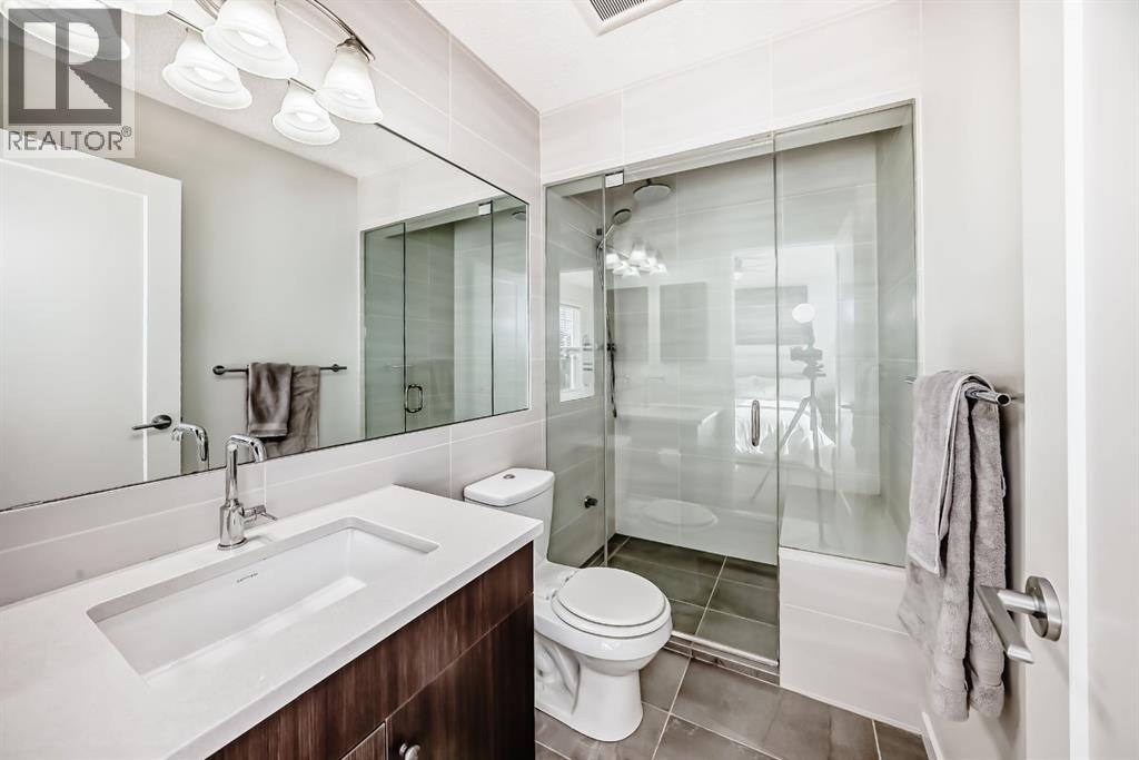 786 River Heights Crescent, Cochrane