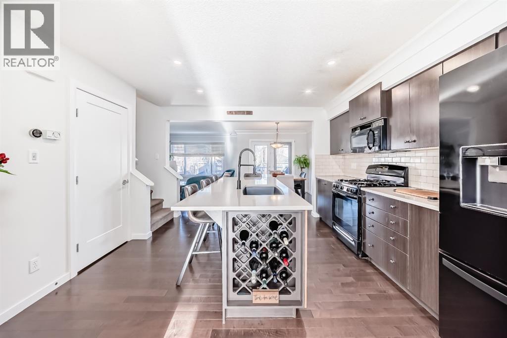 786 River Heights Crescent, Cochrane