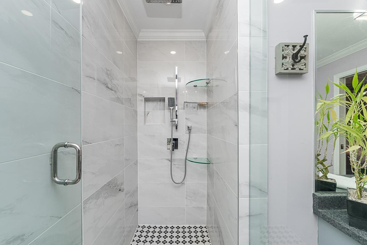 16545 10 AVENUE, Surrey