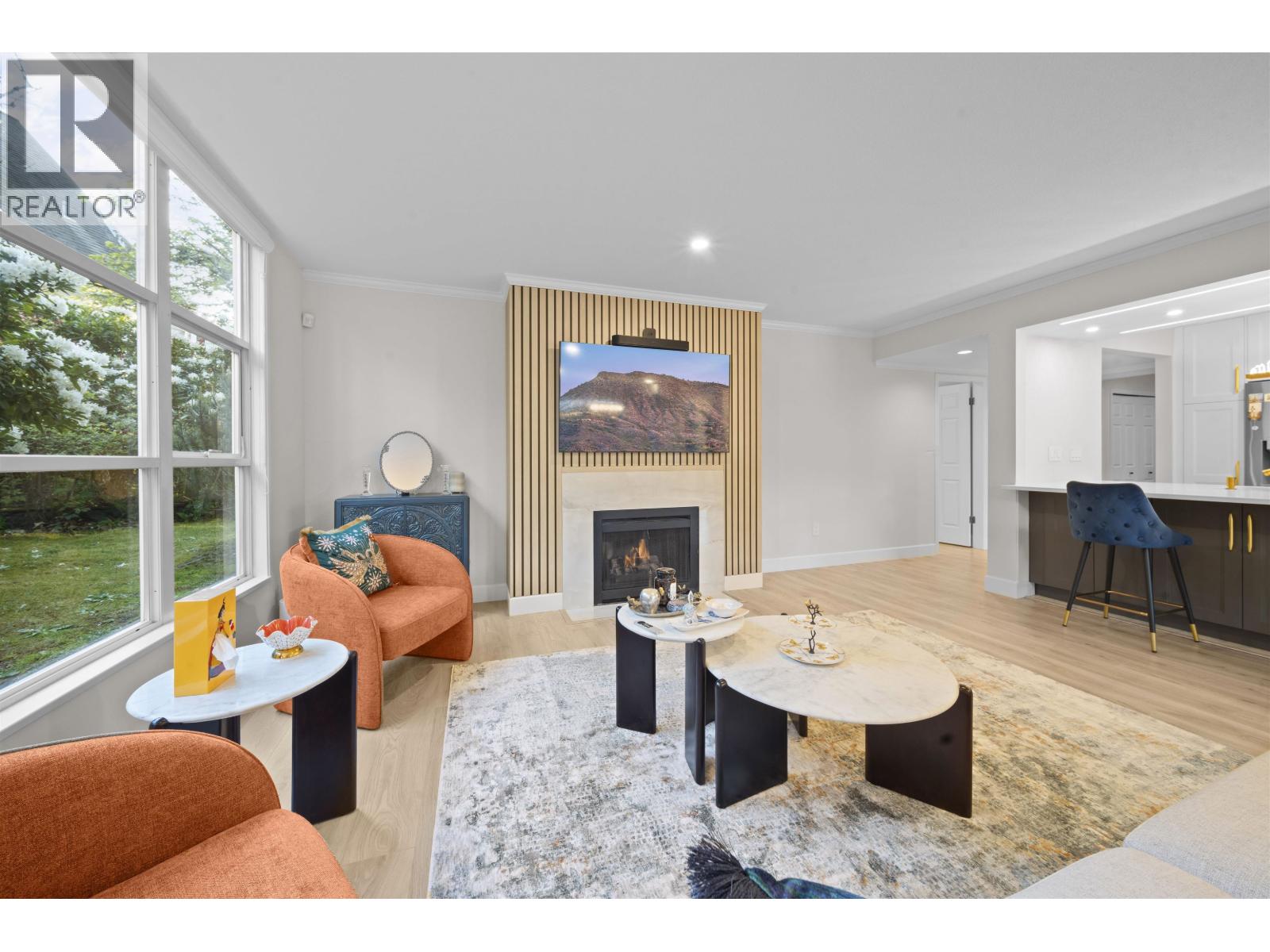 103 3399 CAPILANO CRESCENT, North Vancouver