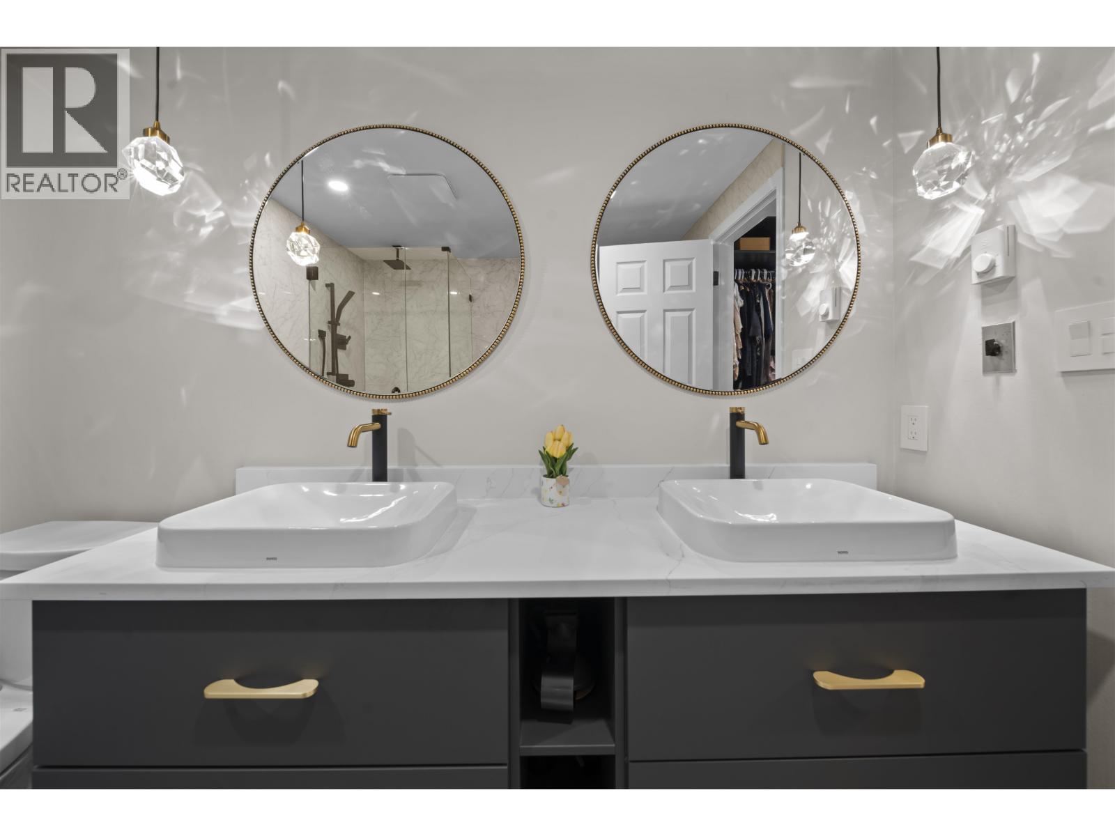 103 3399 CAPILANO CRESCENT, North Vancouver