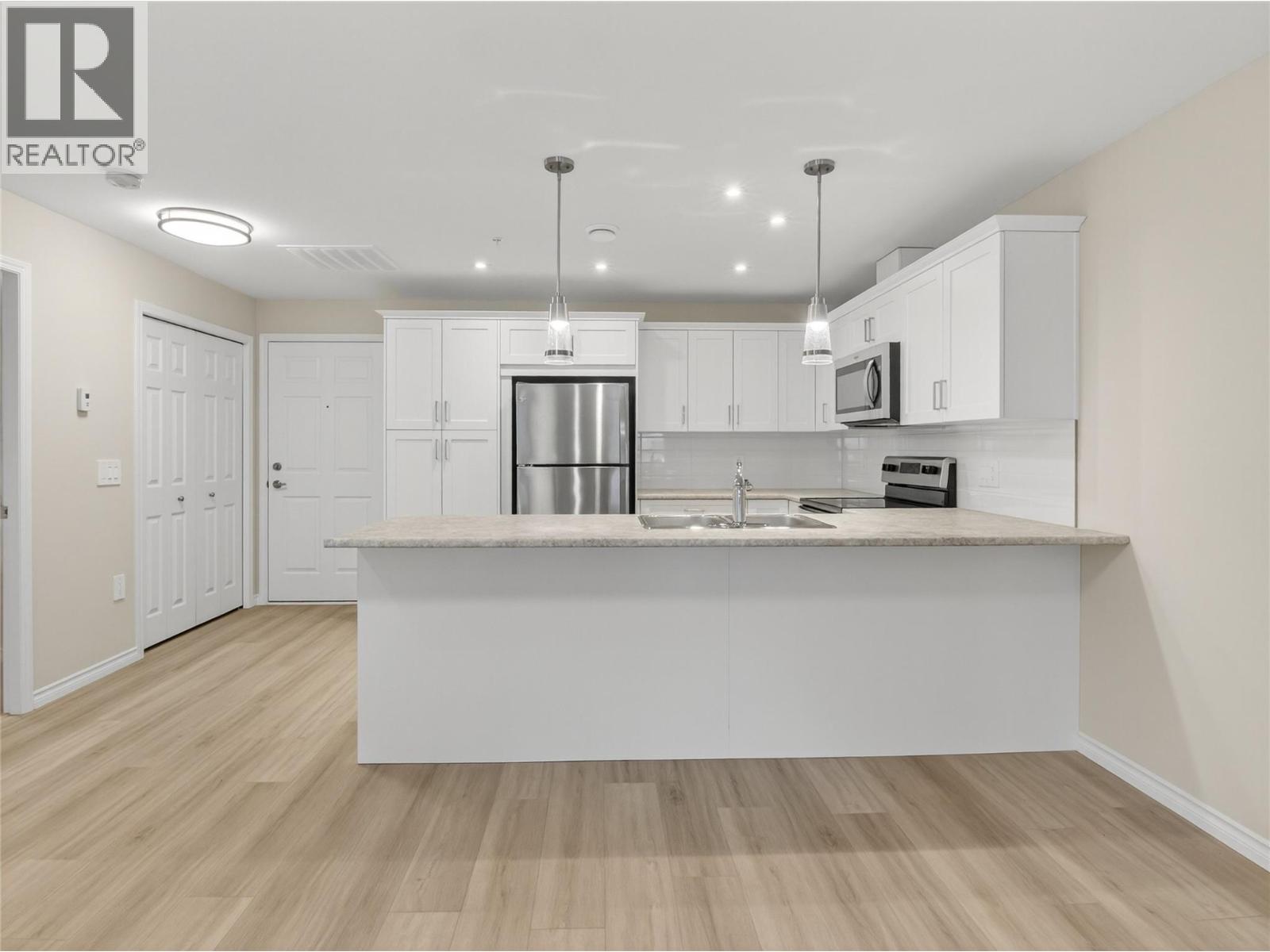 3362 SKAHA LAKE Road Unit# 804, Penticton