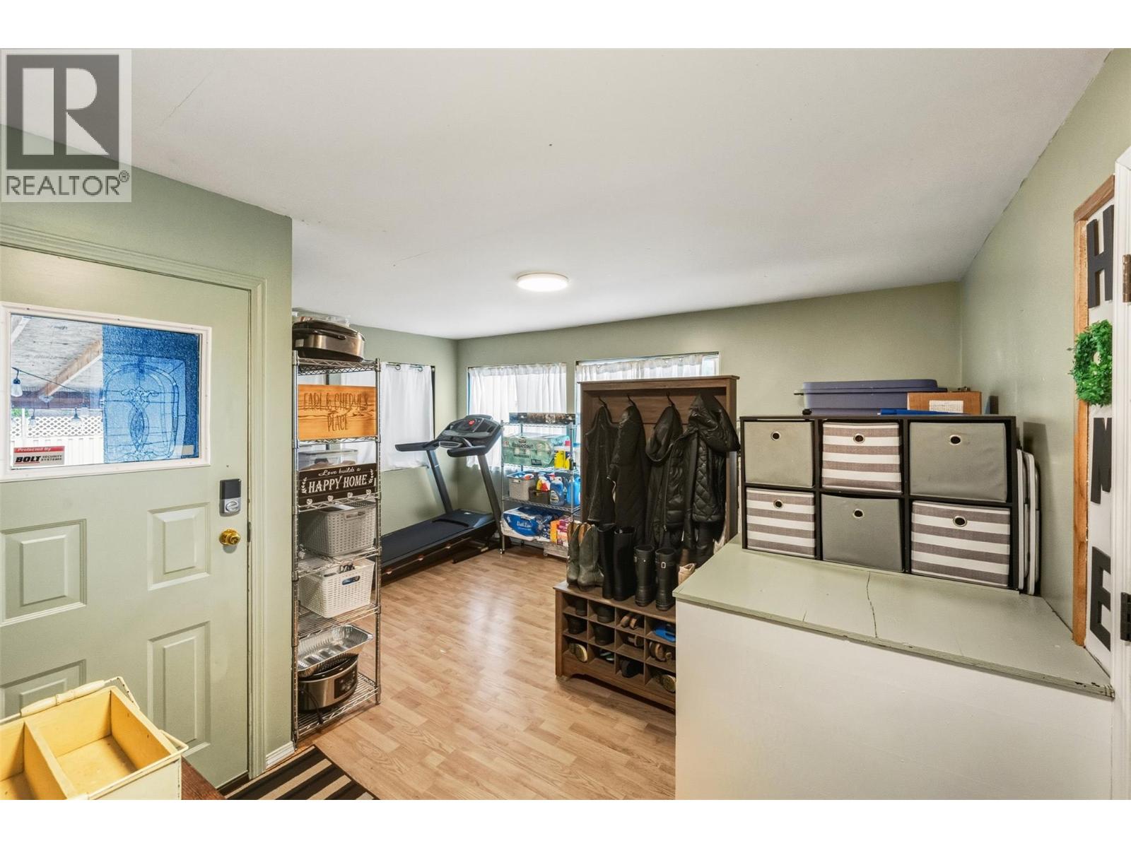 225 CIRCLE Drive, Oliver