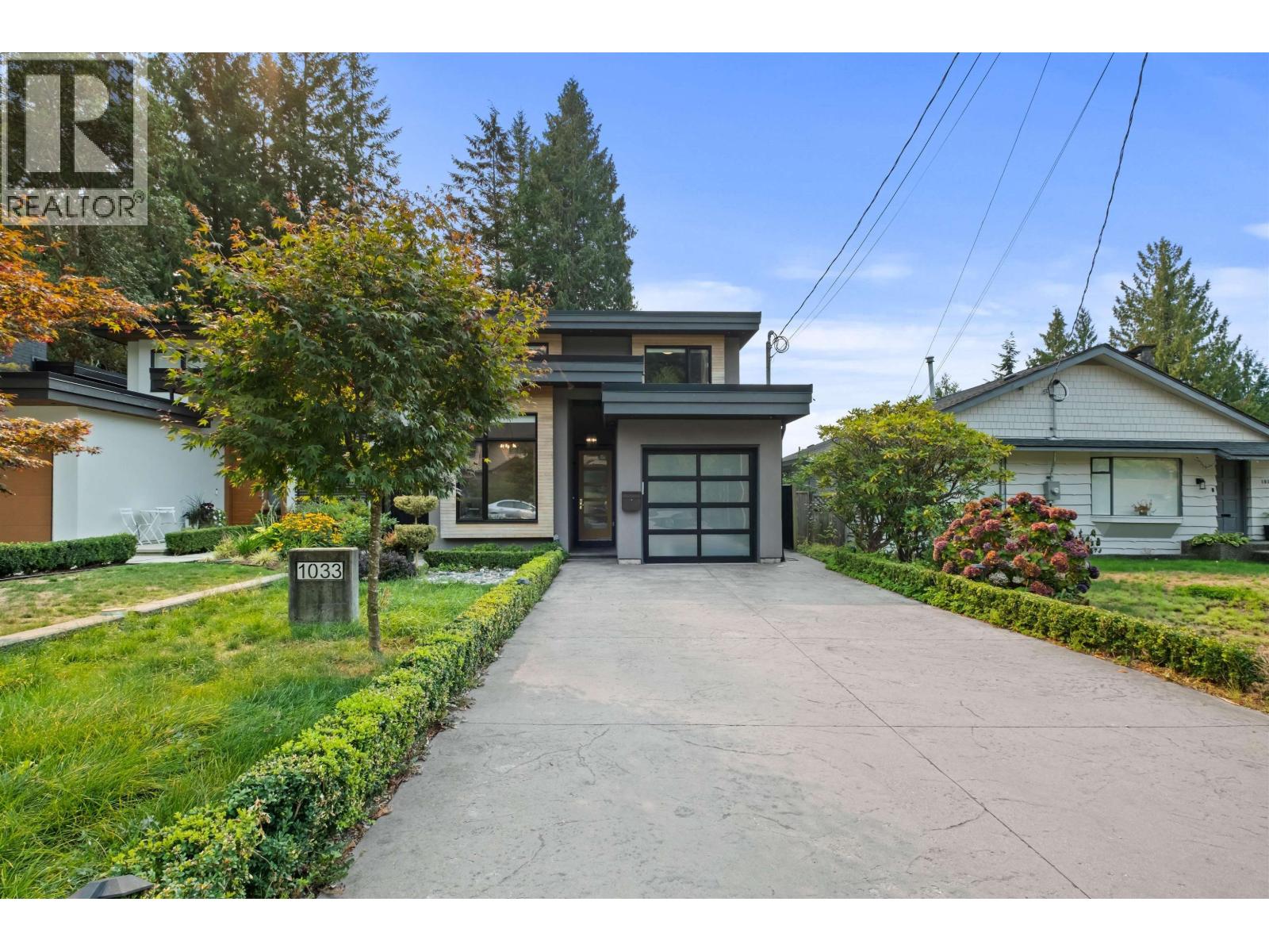 1033 PROSPECT AVENUE, North Vancouver