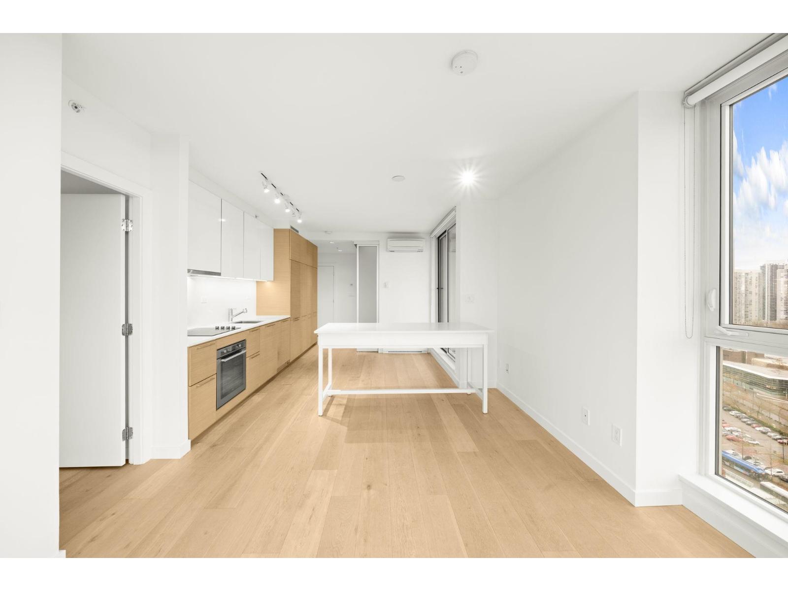 2102 13438 CENTRAL AVENUE, Surrey