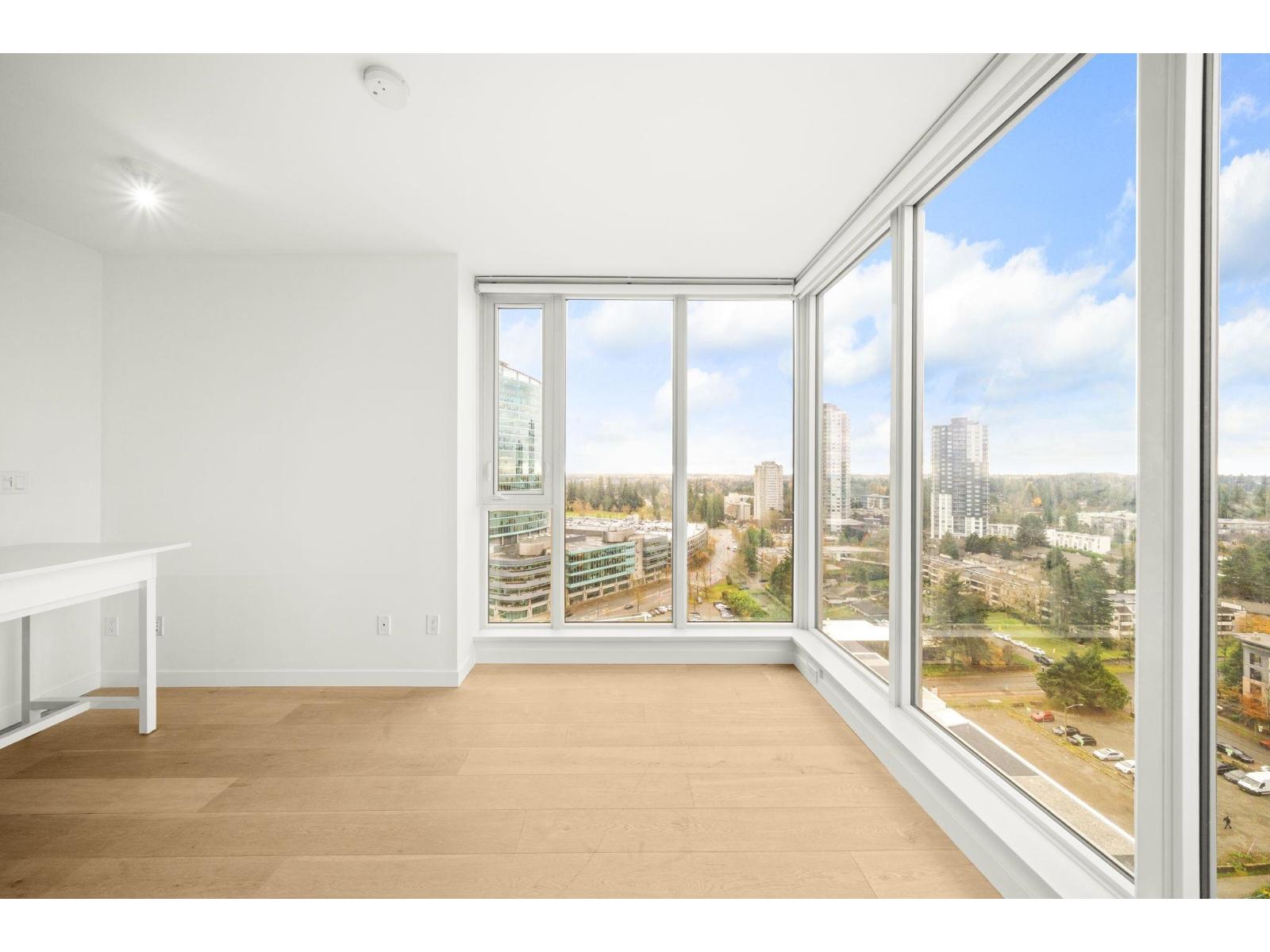 2102 13438 CENTRAL AVENUE, Surrey