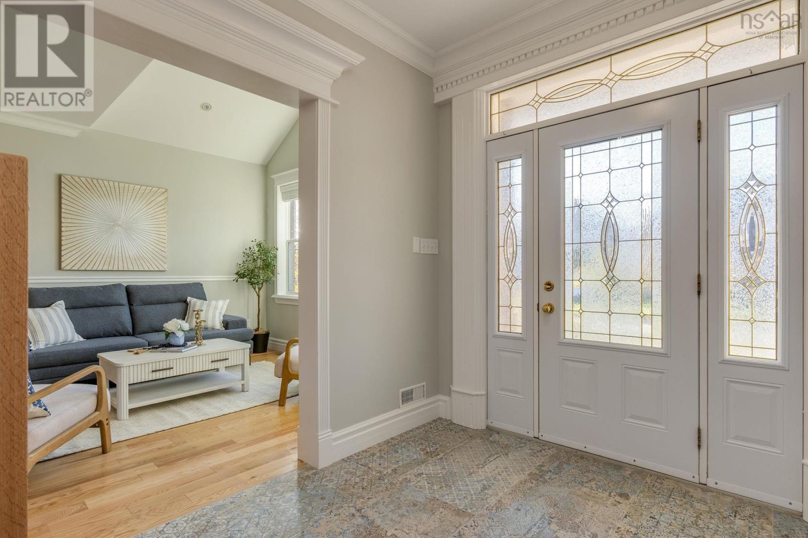 Property 7 of 49 of 153 RAVINES Drive