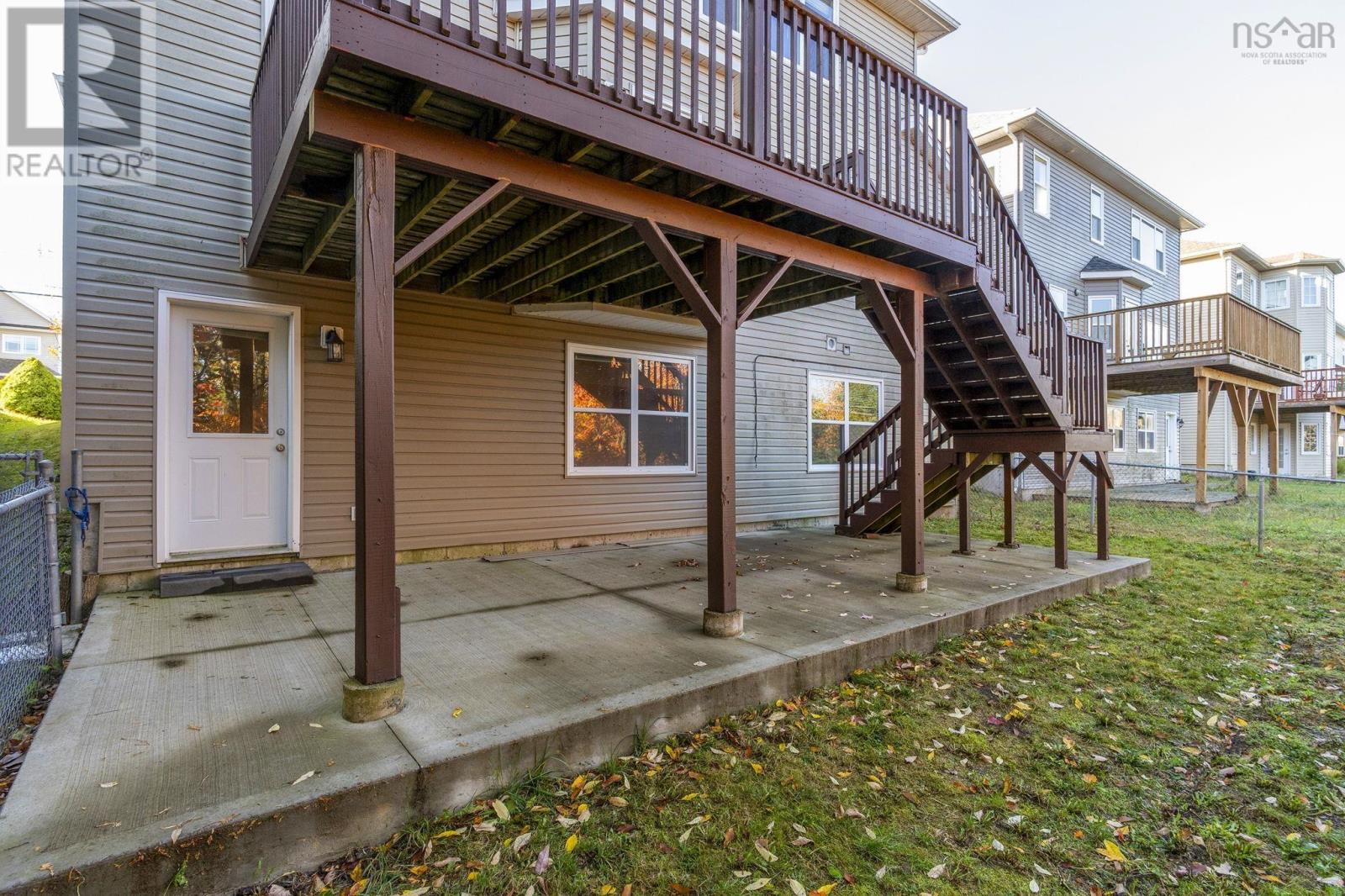 Property 13 of 49 of 153 RAVINES Drive