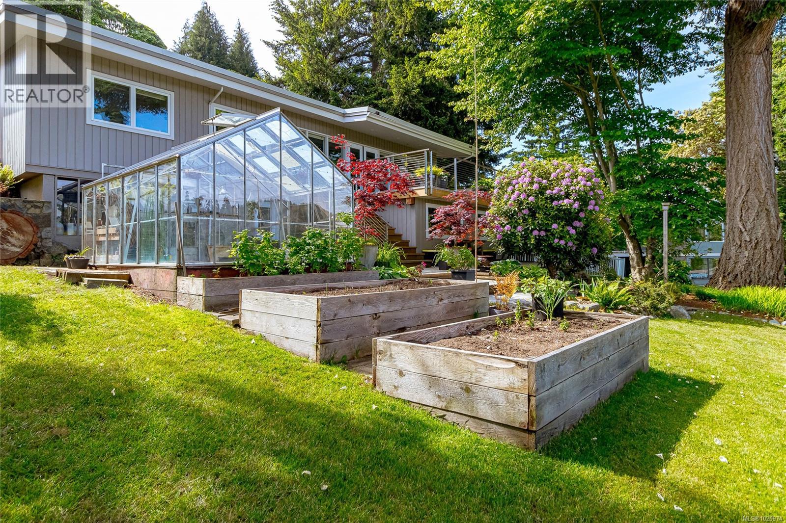  4516 Duart Road, Saanich