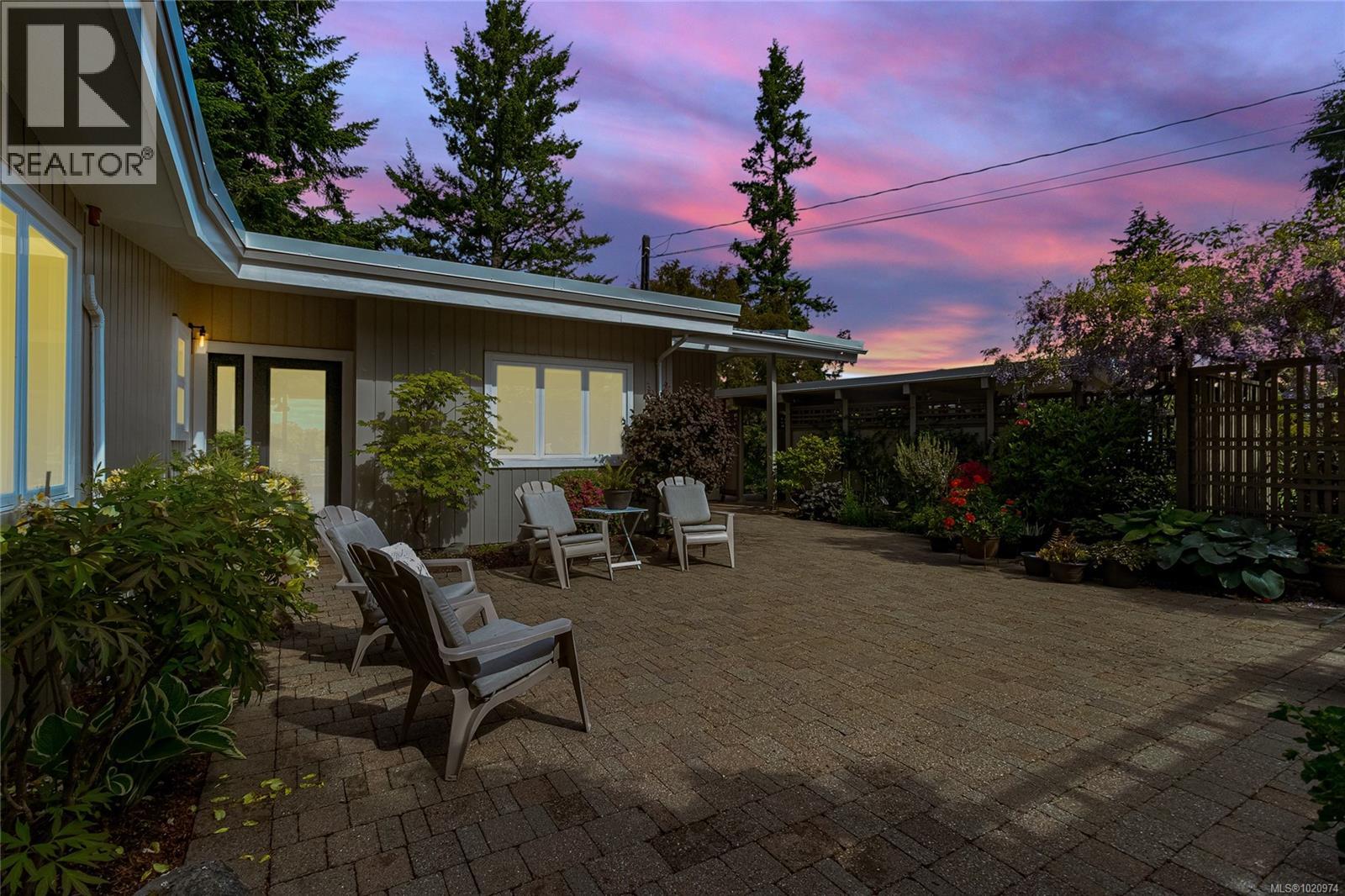  4516 Duart Road, Saanich