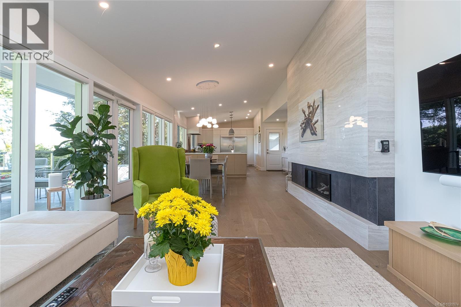  4516 Duart Road, Saanich