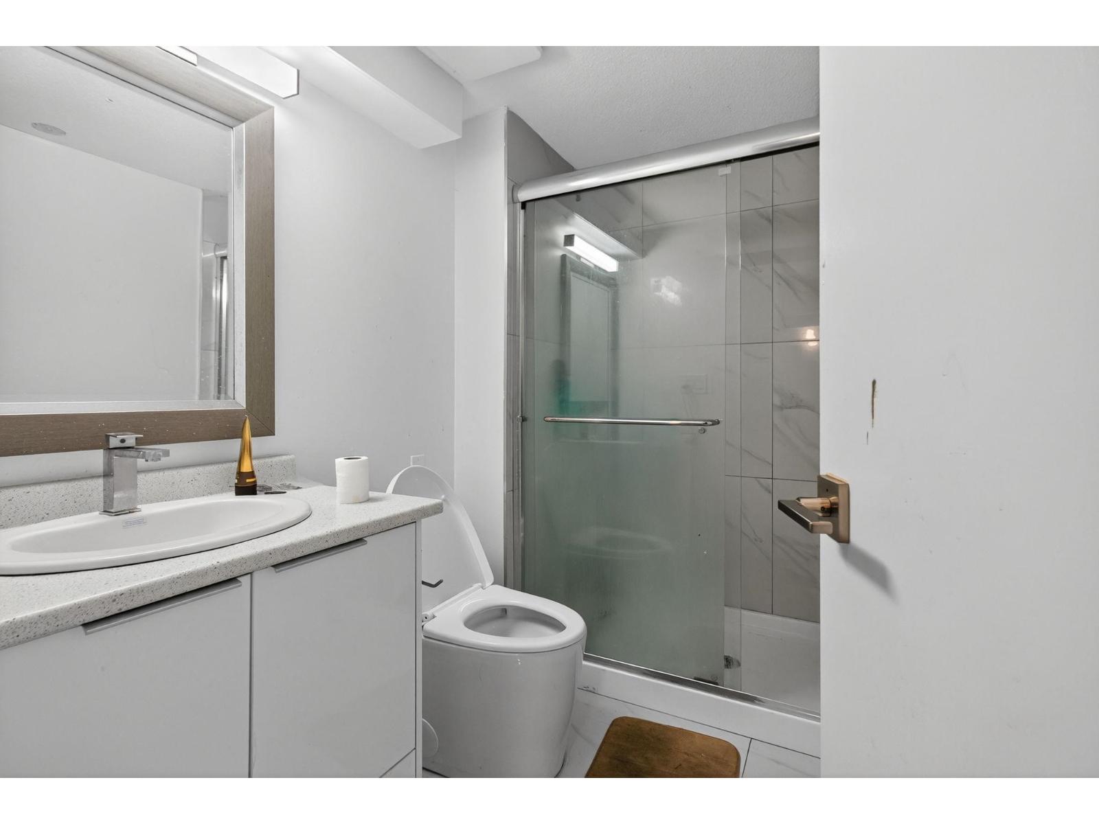 7556 SINCLAIR CRESCENT, Surrey