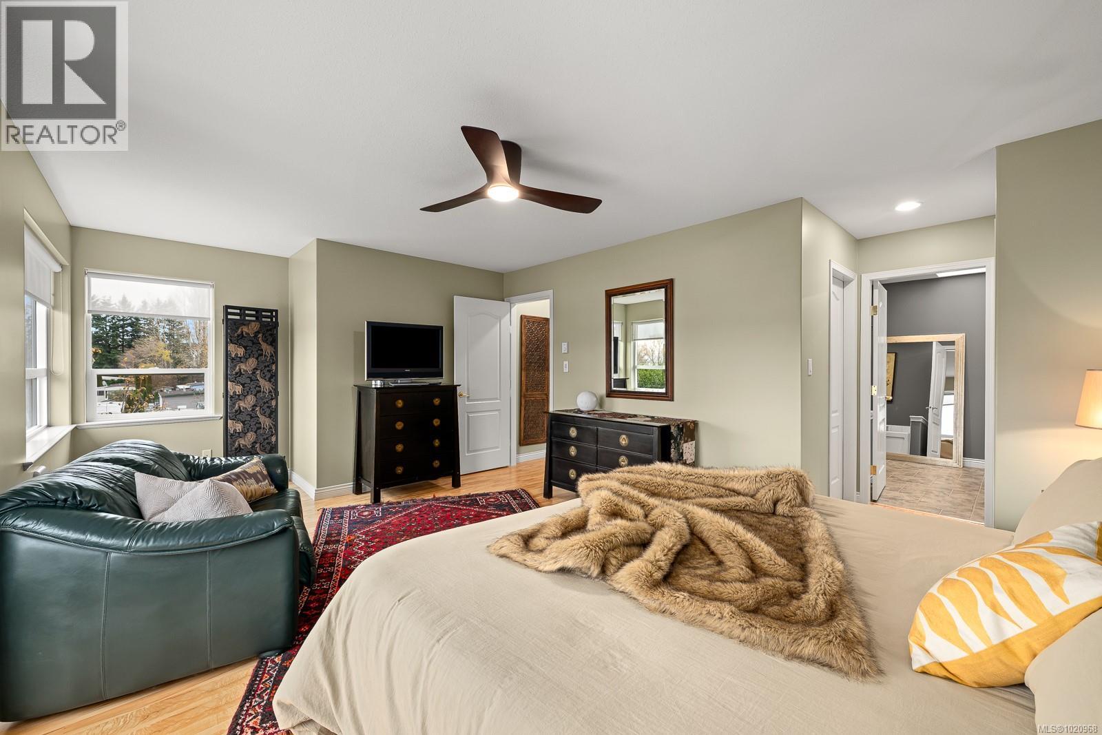 13 2475 Mansfield Dr, Courtenay