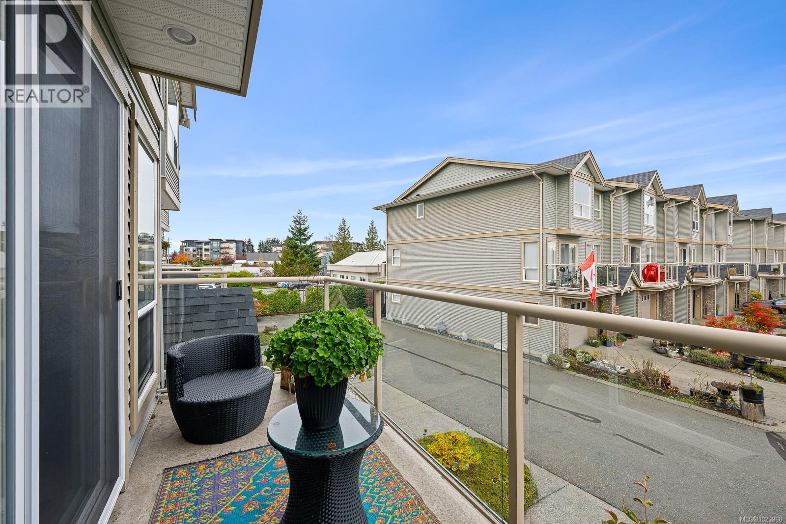 13 2475 Mansfield Dr, Courtenay