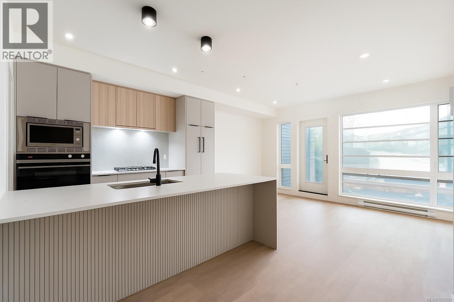 605 2341 Bear Mountain Pkwy, Langford