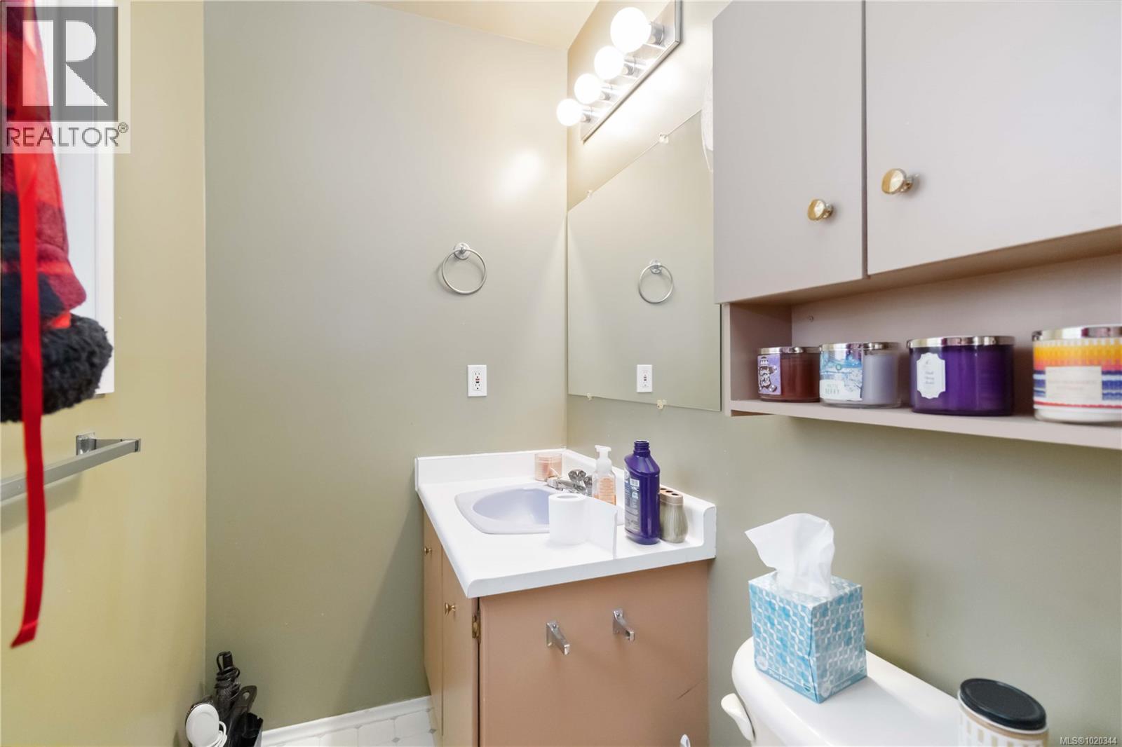 7225 Early Pl, Central Saanich