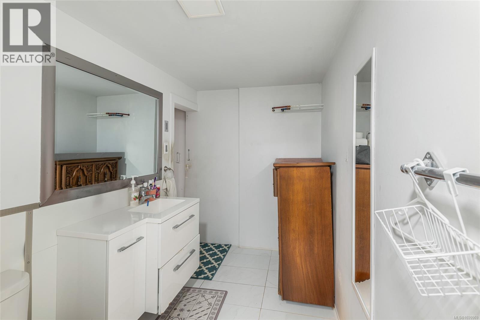 5932 Brown Rd, Port Alberni