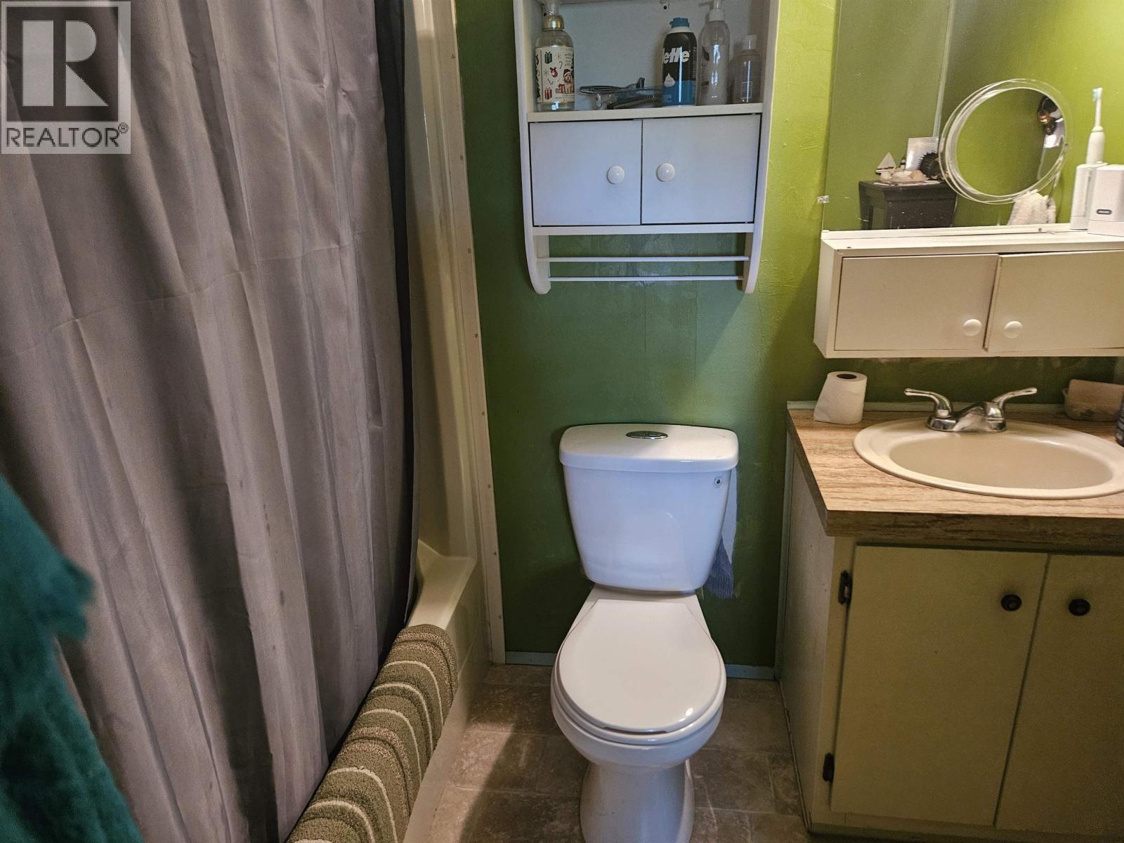 1182 N THIRD AVENUE, Williams Lake