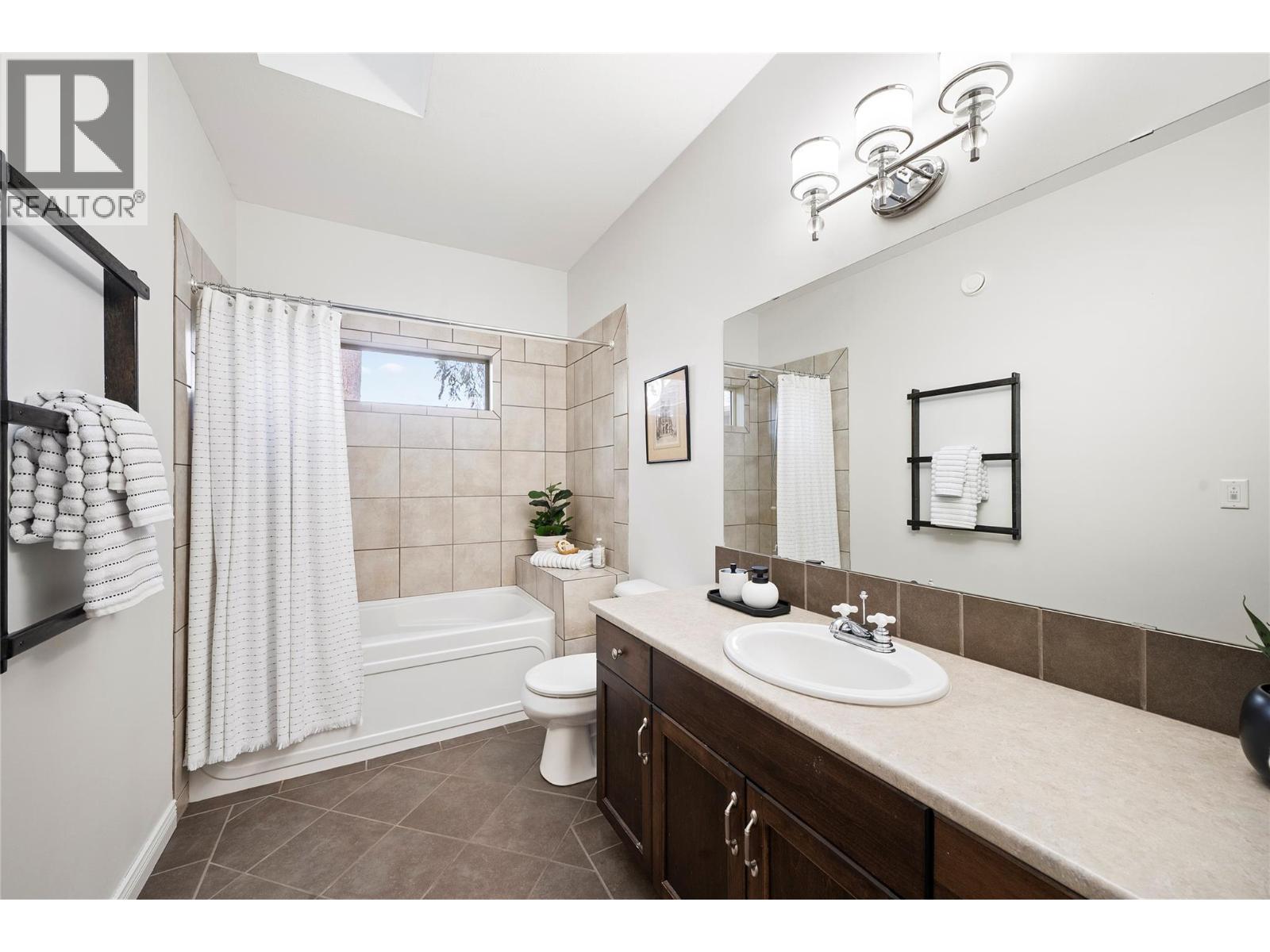 2611 Duncan Road, Blind Bay