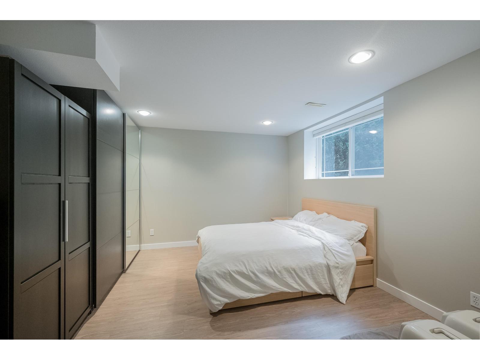 2966 147A STREET, Surrey