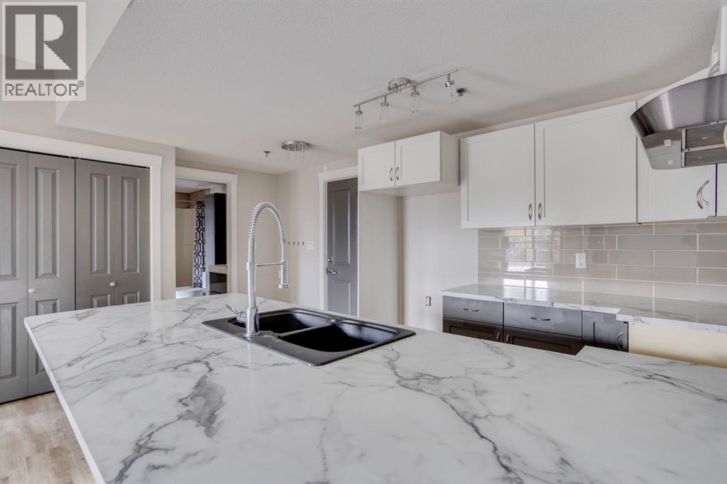 100 Denholm Gate, Fort McMurray