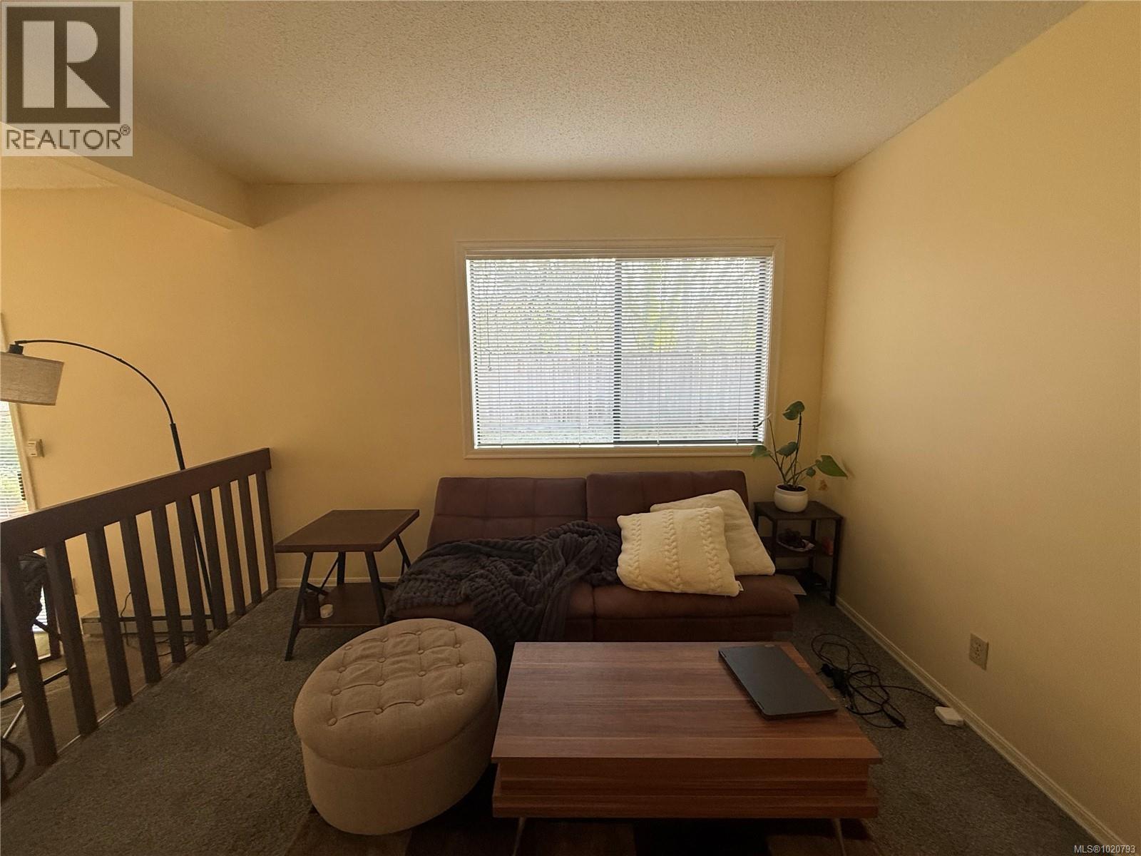 1509 Lynnfield Pl, Saanich